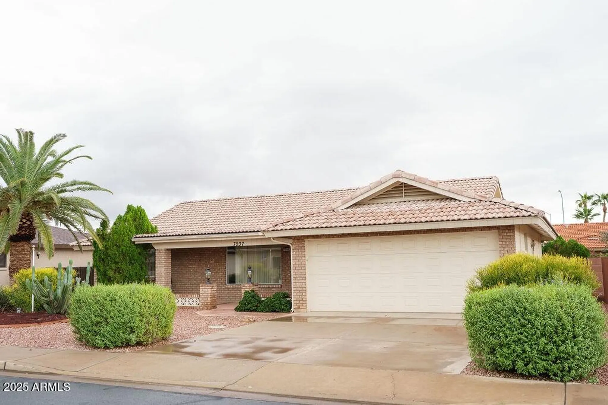 Property Slideshow image 2 of 49 | 7937 e monte ave, Mesa, AZ, 85209