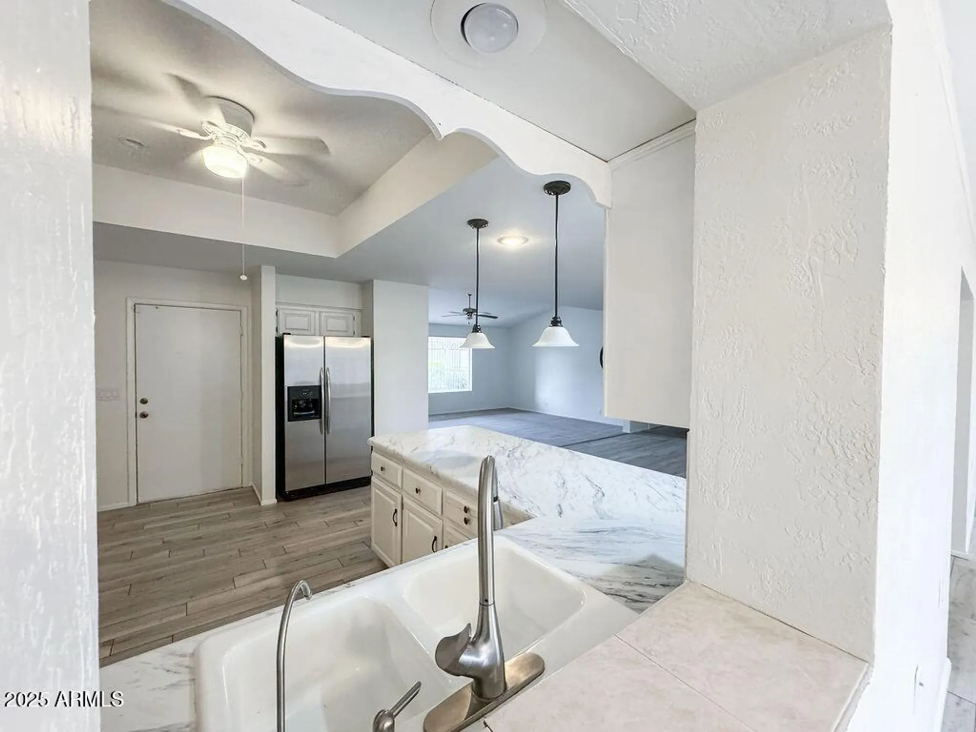 Property Slideshow image 16 of 49 | 7937 e monte ave, Mesa, AZ, 85209
