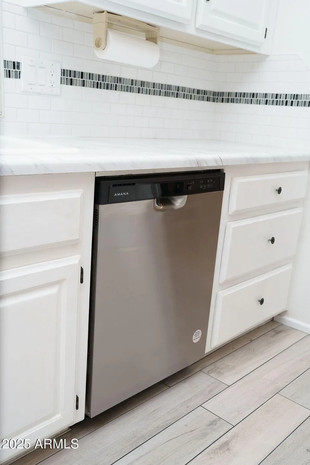 Property Slideshow image 17 of 49 | 7937 e monte ave, Mesa, AZ, 85209