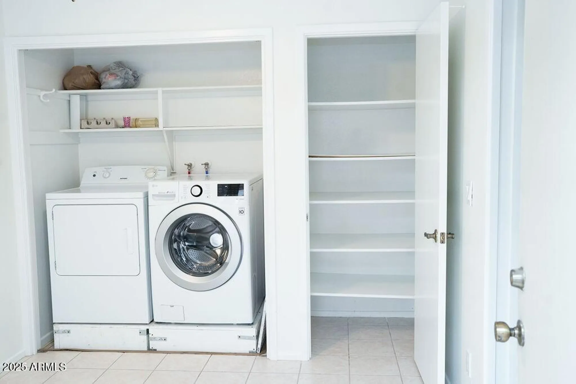 Property Slideshow image 27 of 49 | 7937 e monte ave, Mesa, AZ, 85209