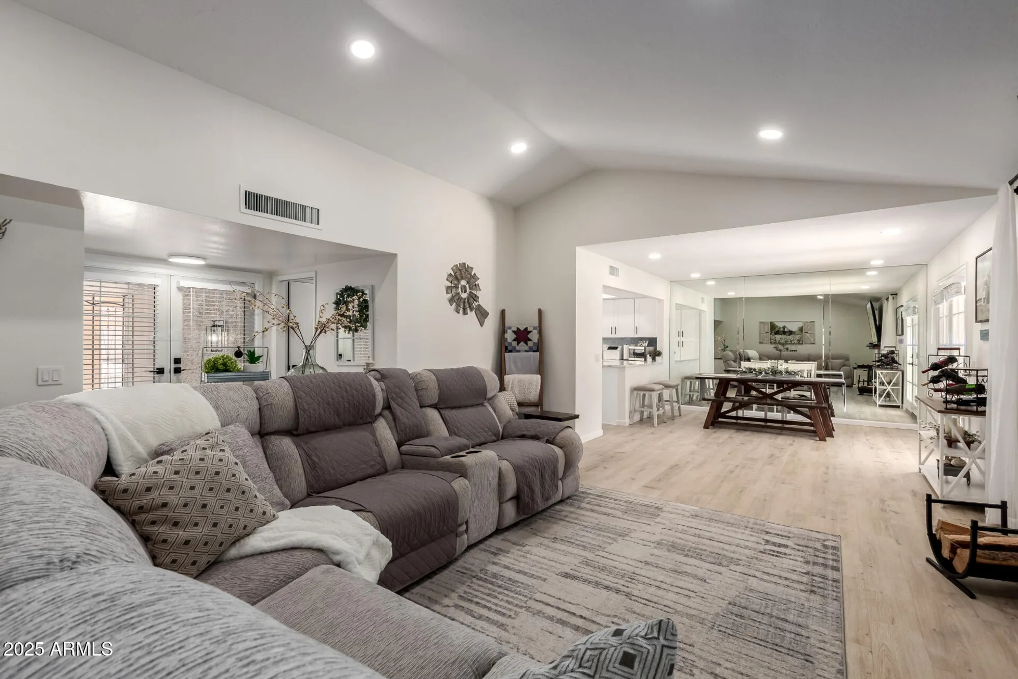 Property Slideshow image 11 of 54 | 26414 s lakemont dr, Sun Lakes, AZ, 85248