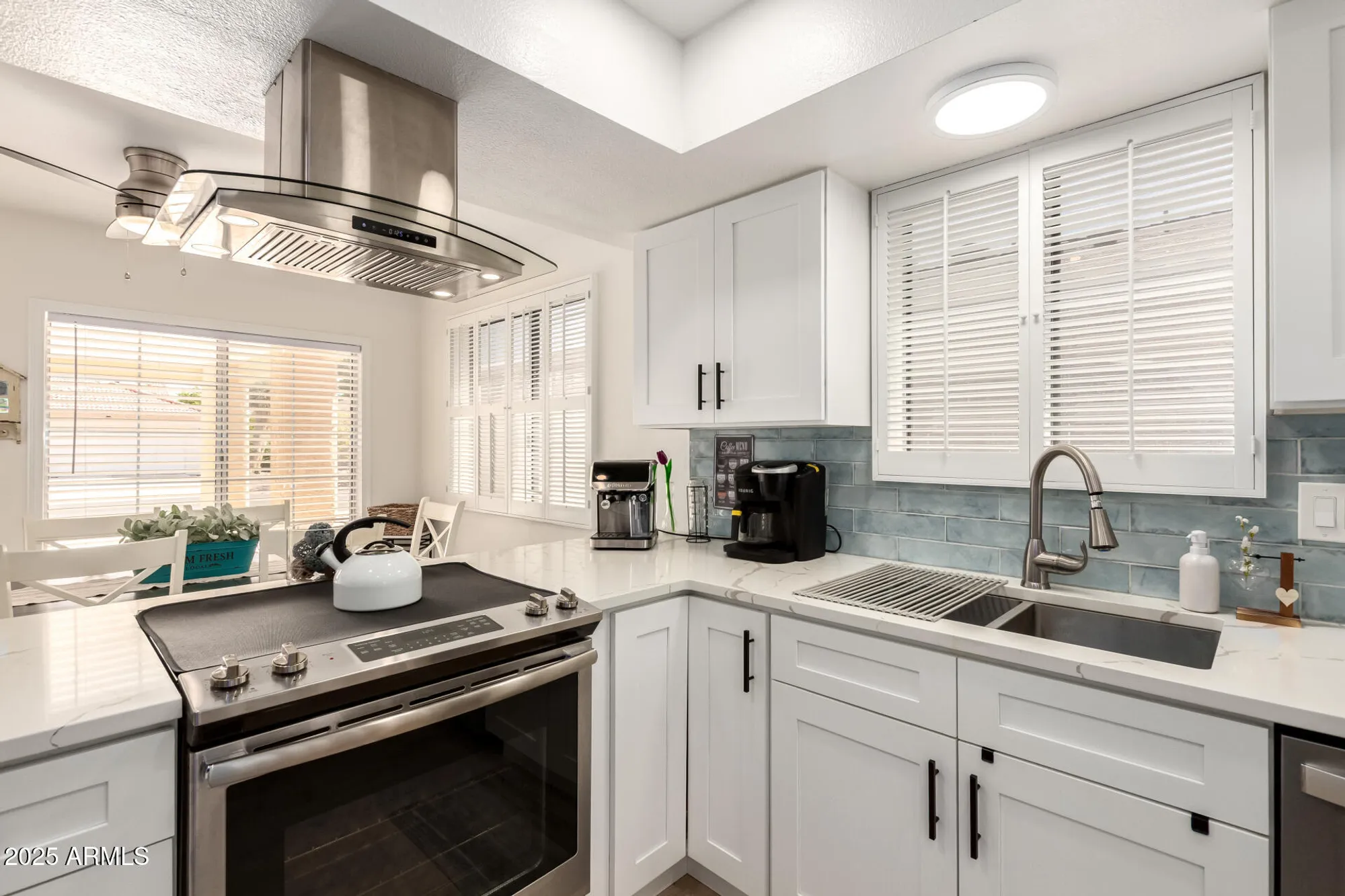 Property Slideshow image 3 of 54 | 26414 s lakemont dr, Sun Lakes, AZ, 85248