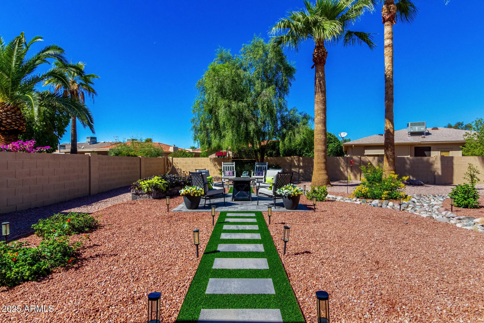 Property Slideshow image 32 of 54 | 26414 s lakemont dr, Sun Lakes, AZ, 85248