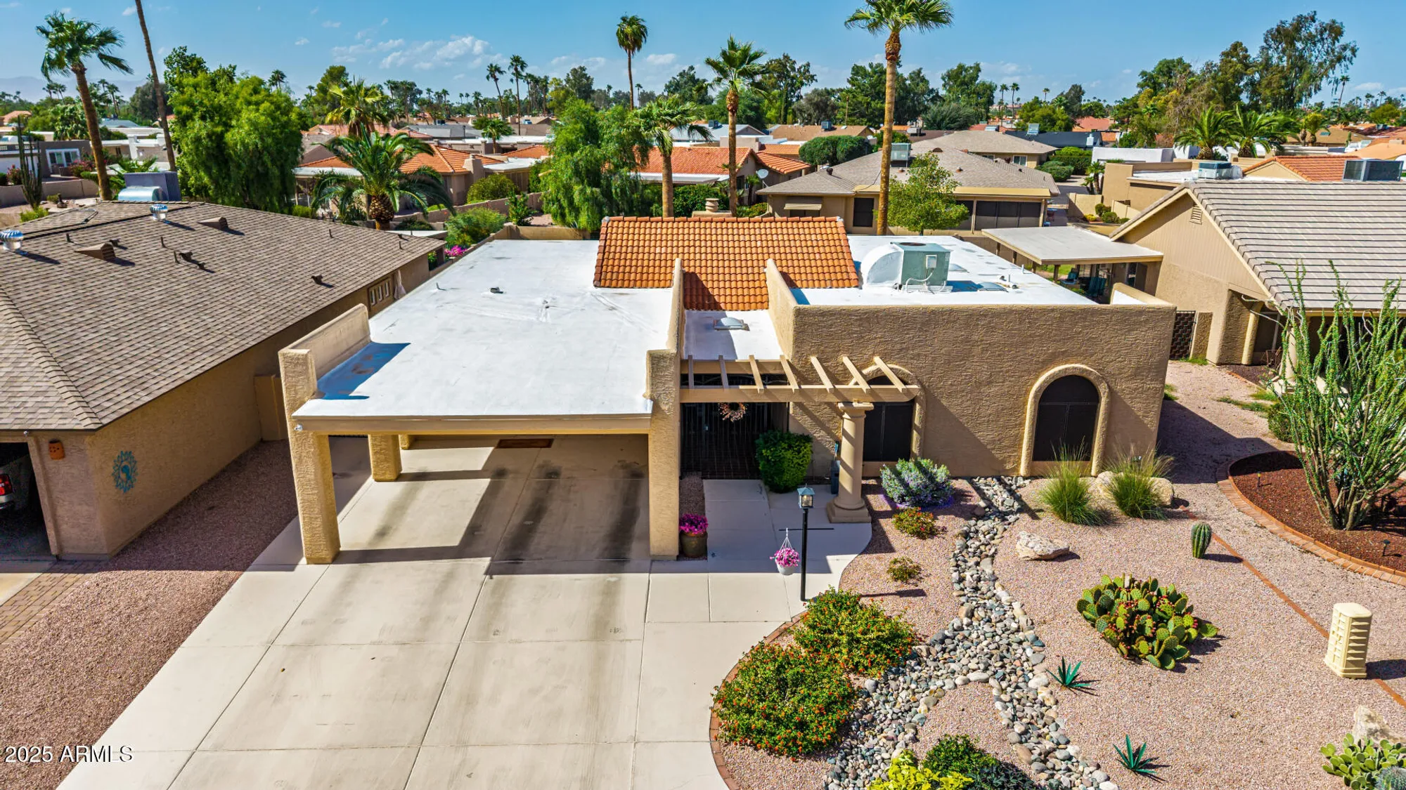 Property Slideshow image 35 of 54 | 26414 s lakemont dr, Sun Lakes, AZ, 85248