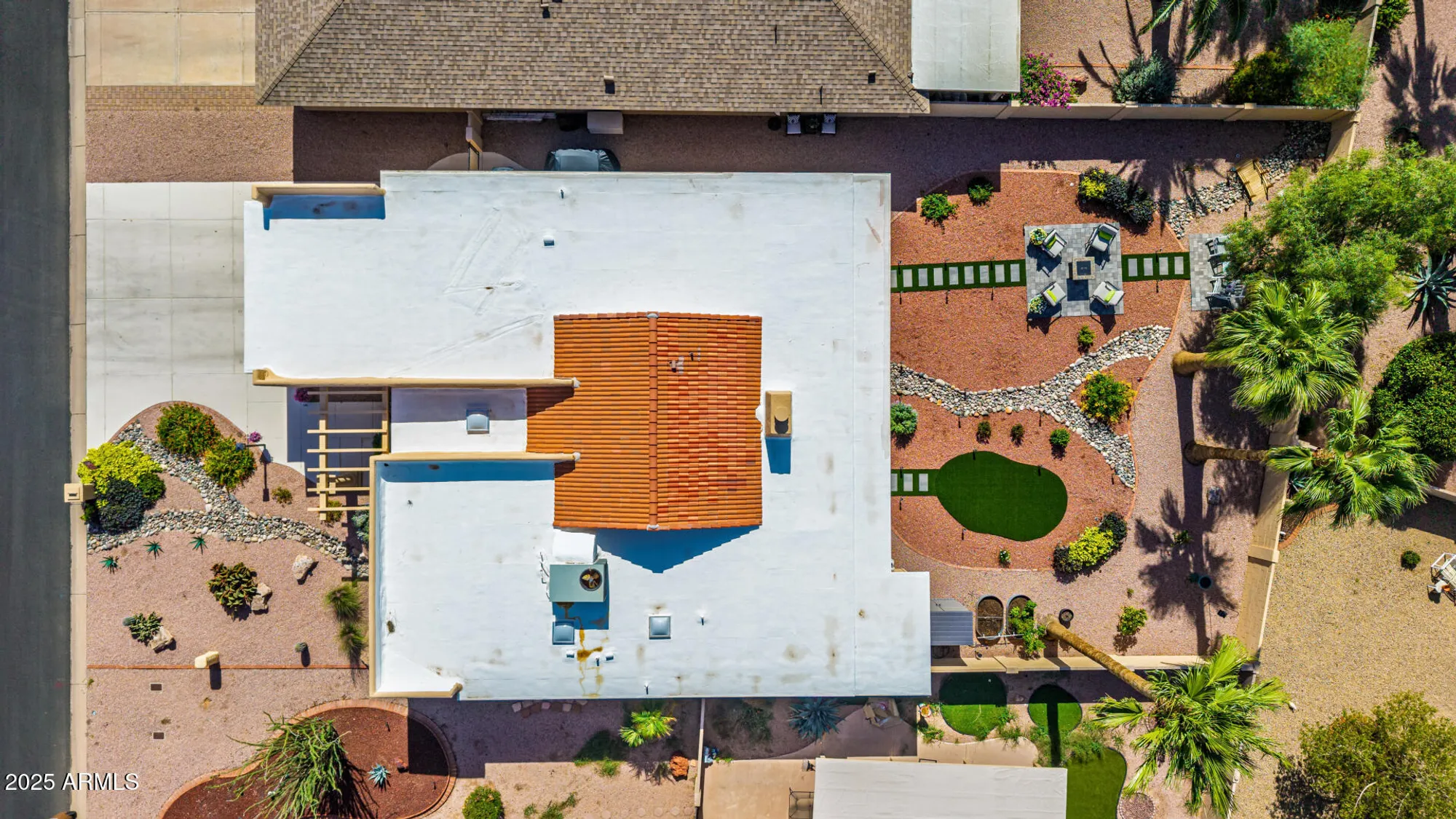 Property Slideshow image 40 of 54 | 26414 s lakemont dr, Sun Lakes, AZ, 85248