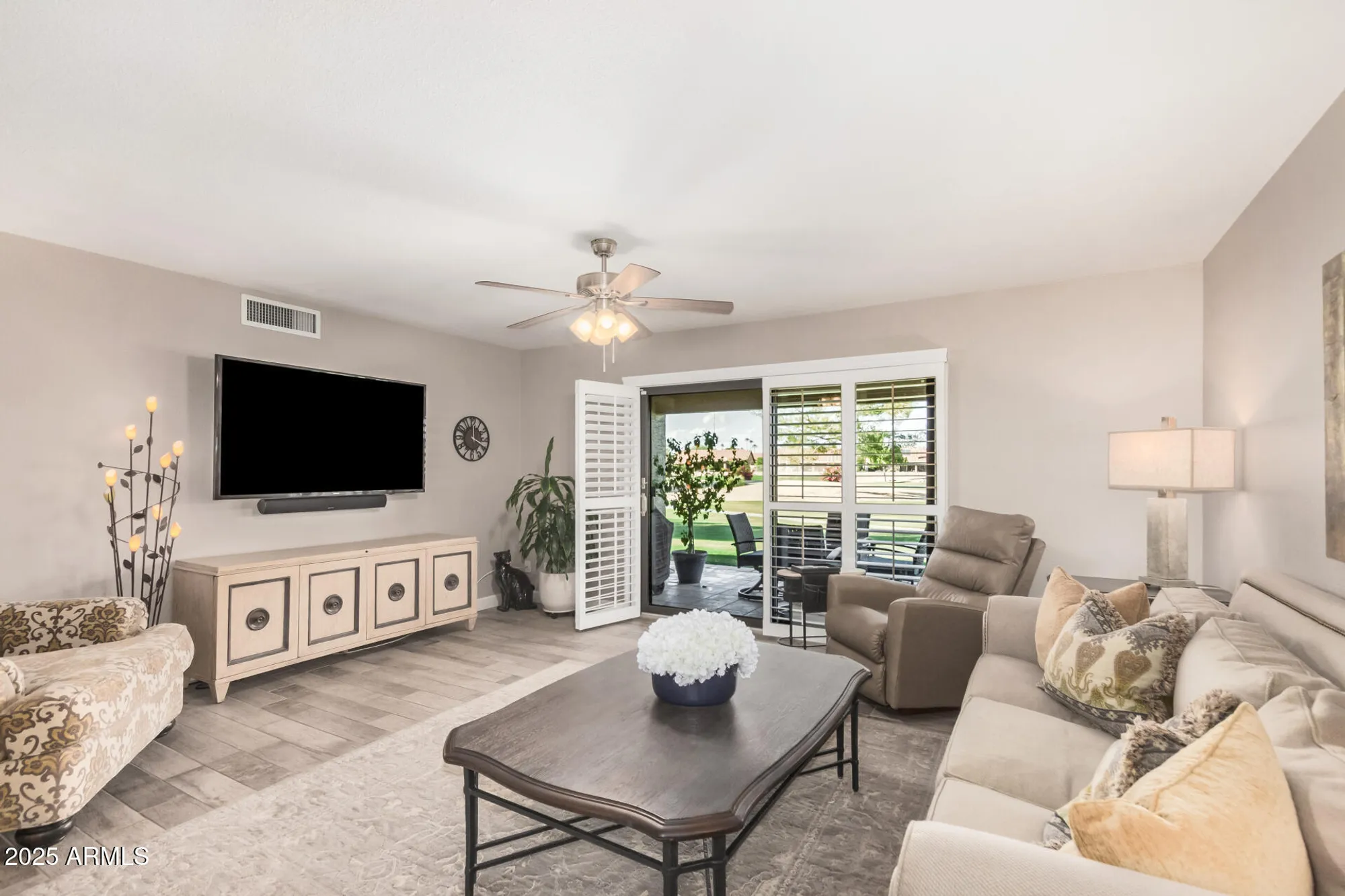 Property Slideshow image 5 of 44 | 9704 w tonto ln, Peoria, AZ, 85382