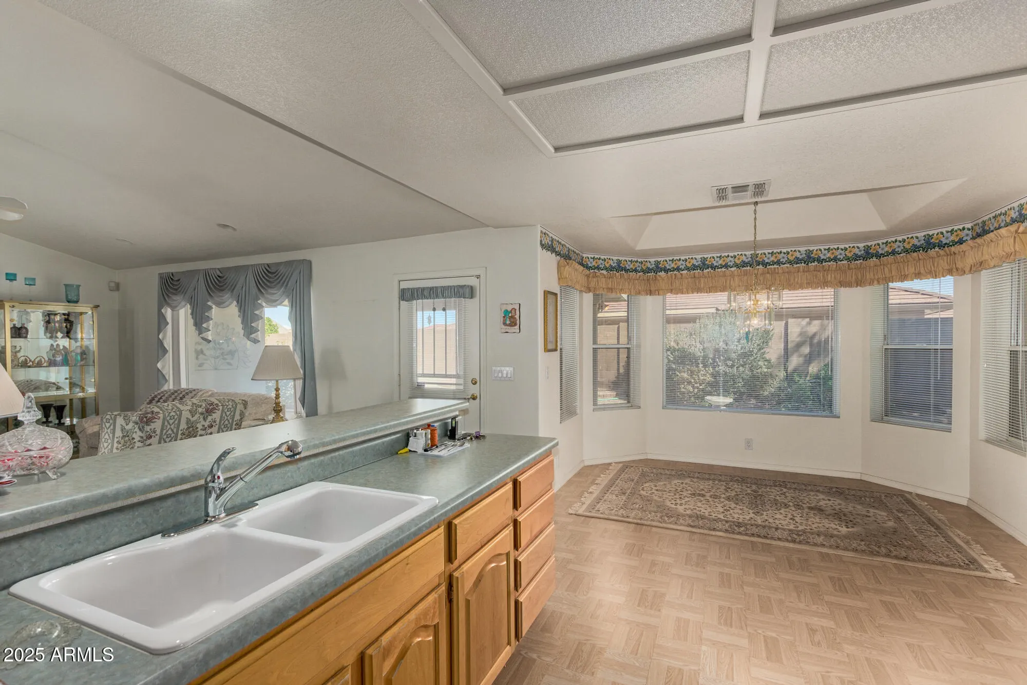 Property Slideshow image 10 of 38 | 2153 s cherrywood cir, Mesa, AZ, 85209