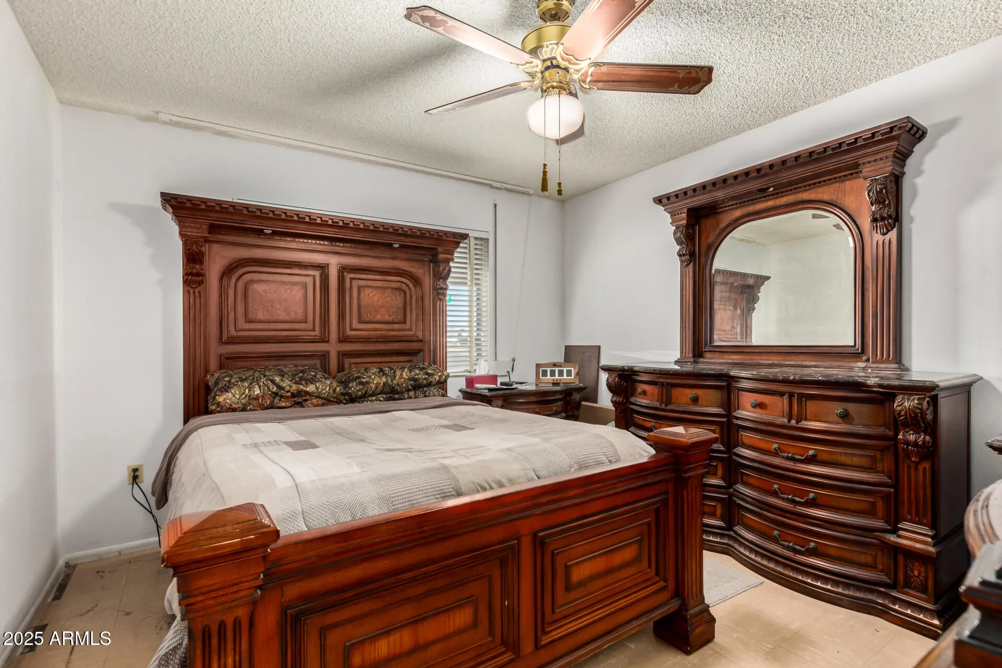 Property Slideshow image 27 of 43 | 10701 w el capitan cir, Sun City, AZ, 85351