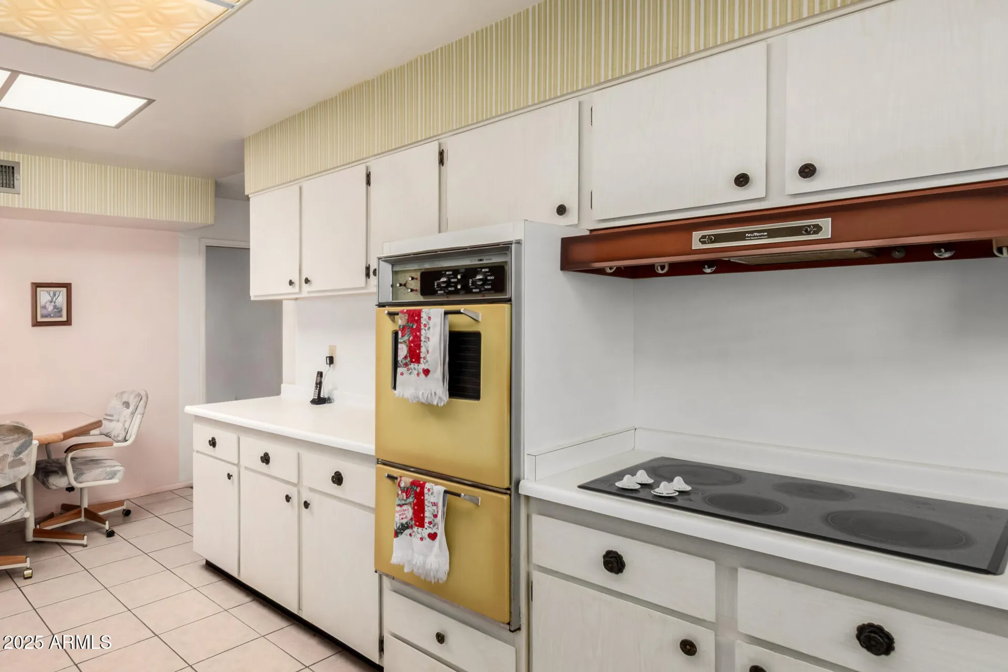 Property Slideshow image 22 of 43 | 10701 w el capitan cir, Sun City, AZ, 85351