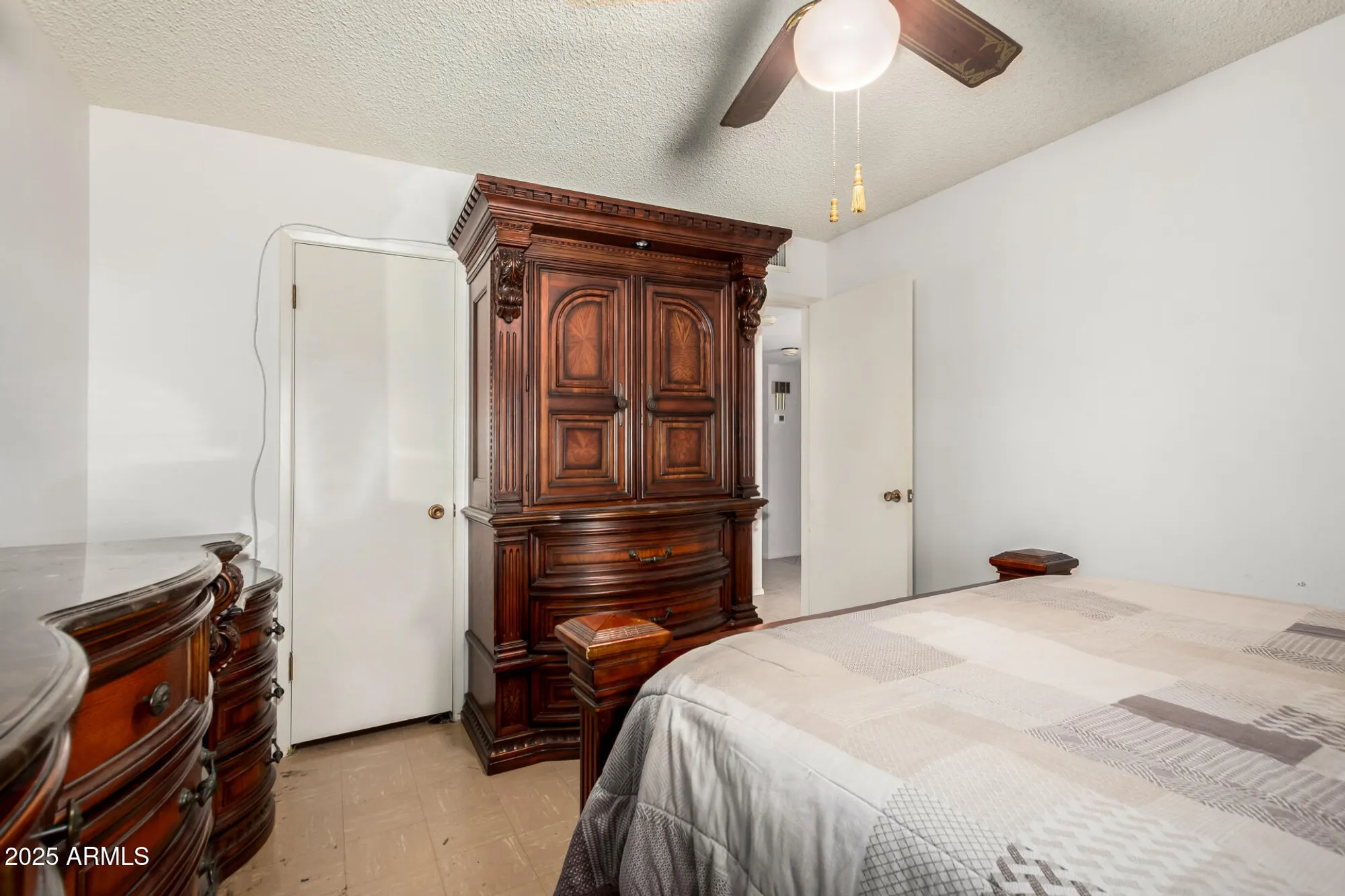 Property Slideshow image 28 of 43 | 10701 w el capitan cir, Sun City, AZ, 85351