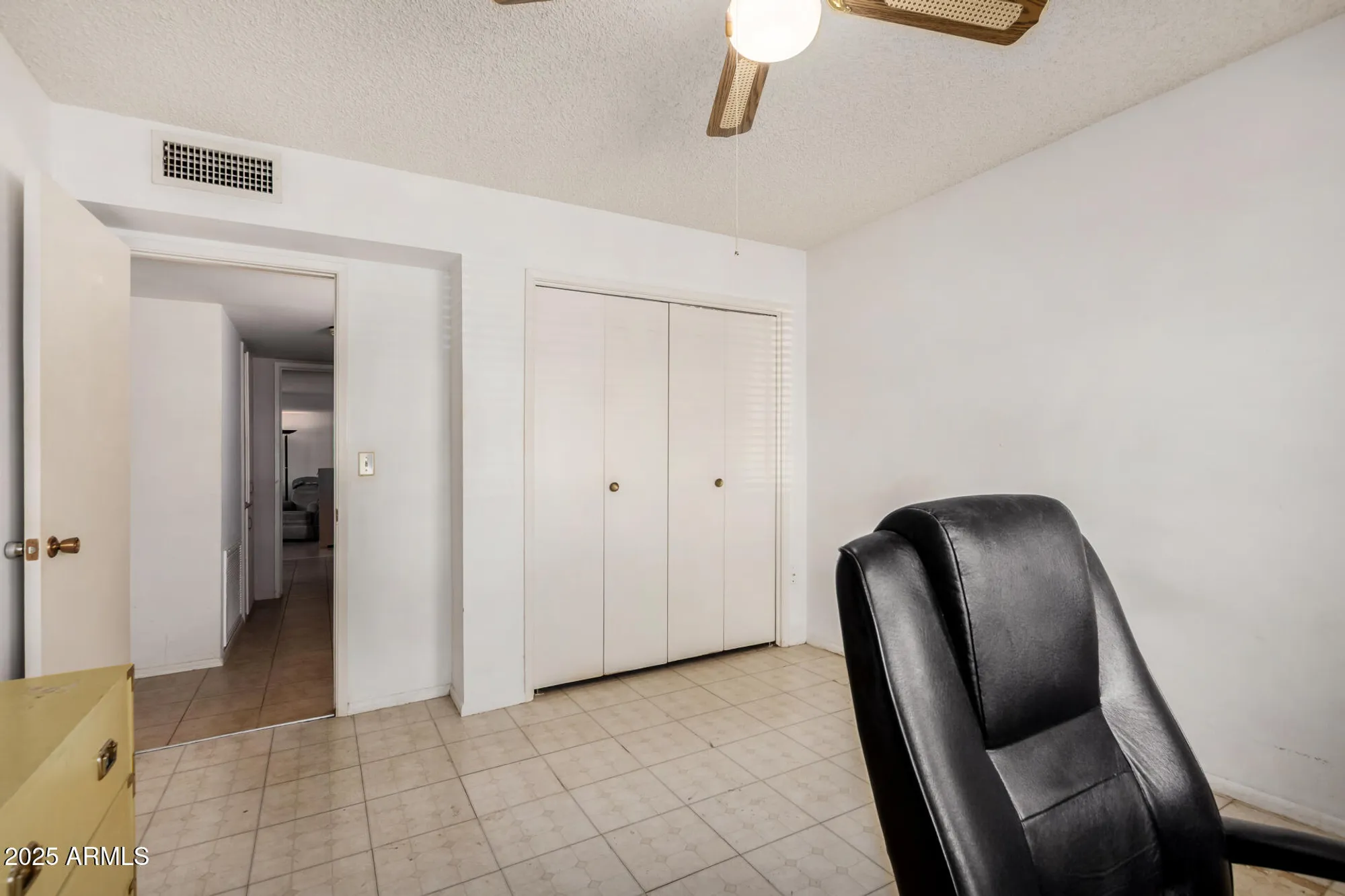 Property Slideshow image 36 of 43 | 10701 w el capitan cir, Sun City, AZ, 85351