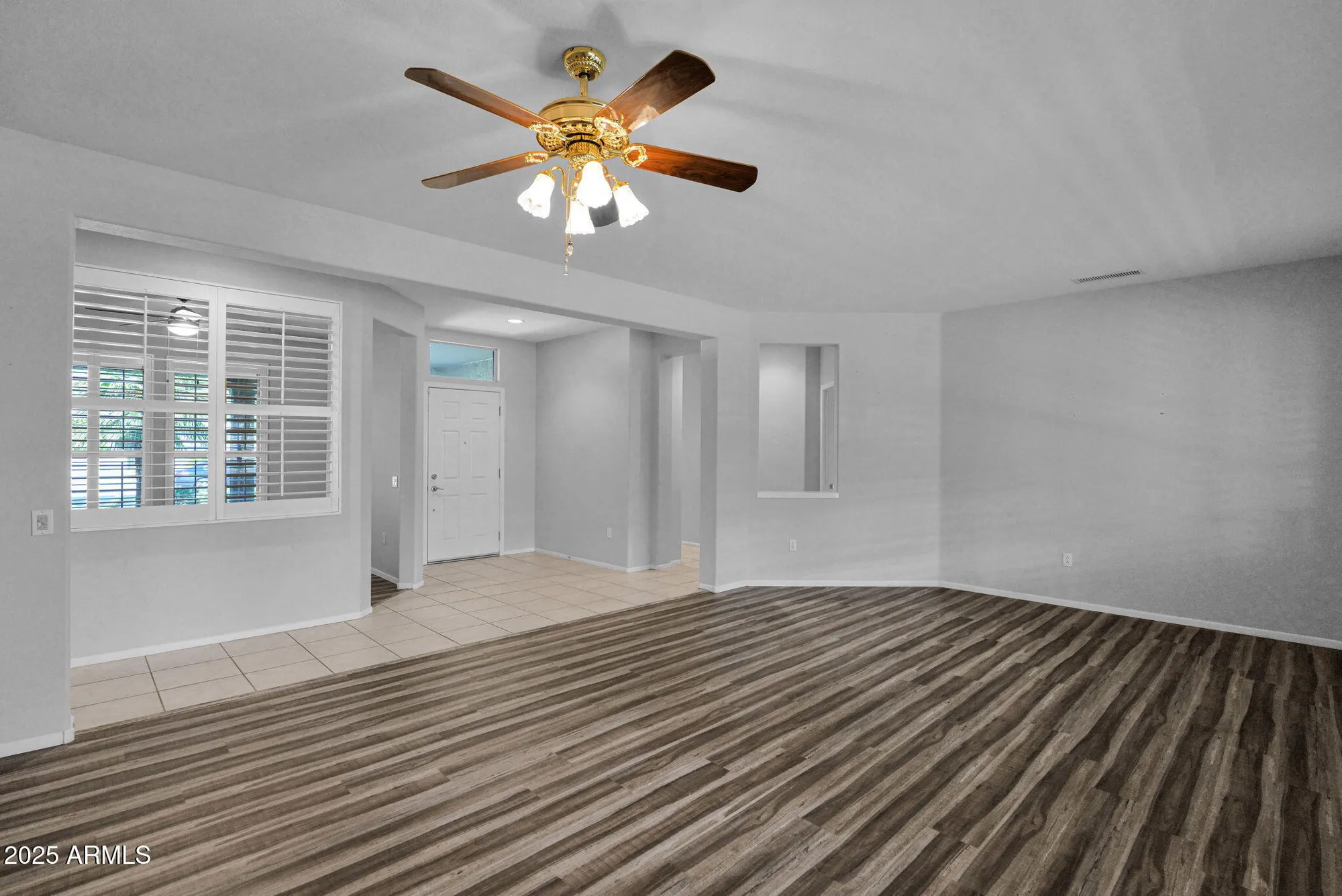Property Slideshow image 16 of 35 | 20343 n painted sky dr, Surprise, AZ, 85374