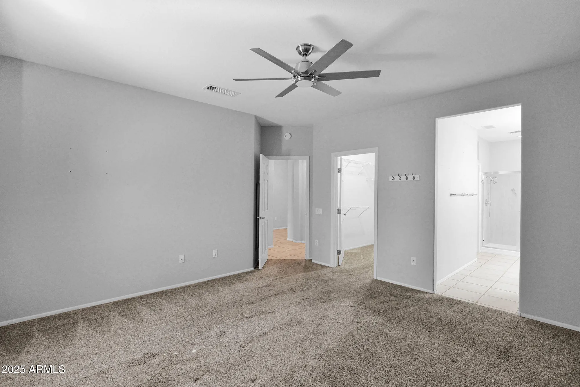 Property Slideshow image 19 of 35 | 20343 n painted sky dr, Surprise, AZ, 85374