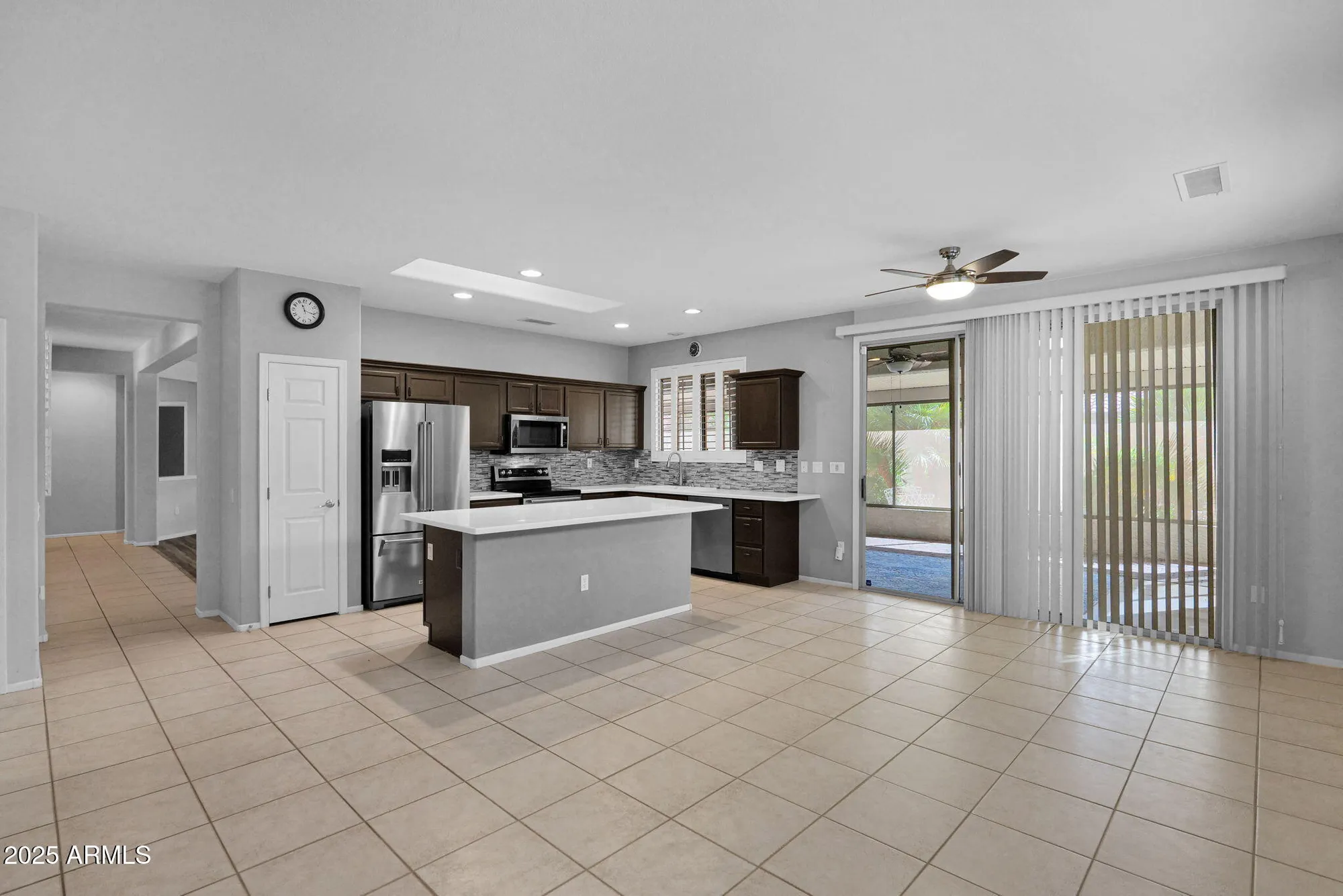 Property Slideshow image 13 of 35 | 20343 n painted sky dr, Surprise, AZ, 85374