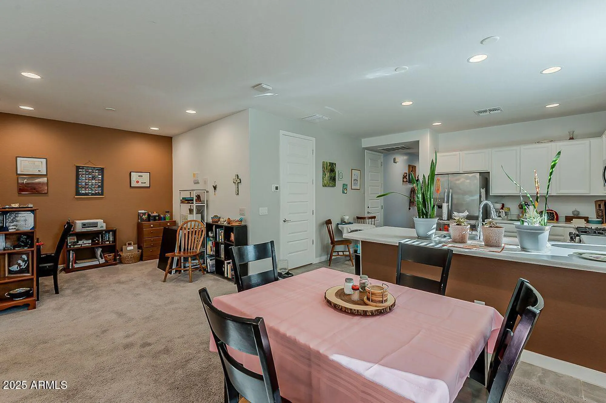 Property Slideshow image 21 of 54 | 17237 w west wind dr, Surprise, AZ, 85387