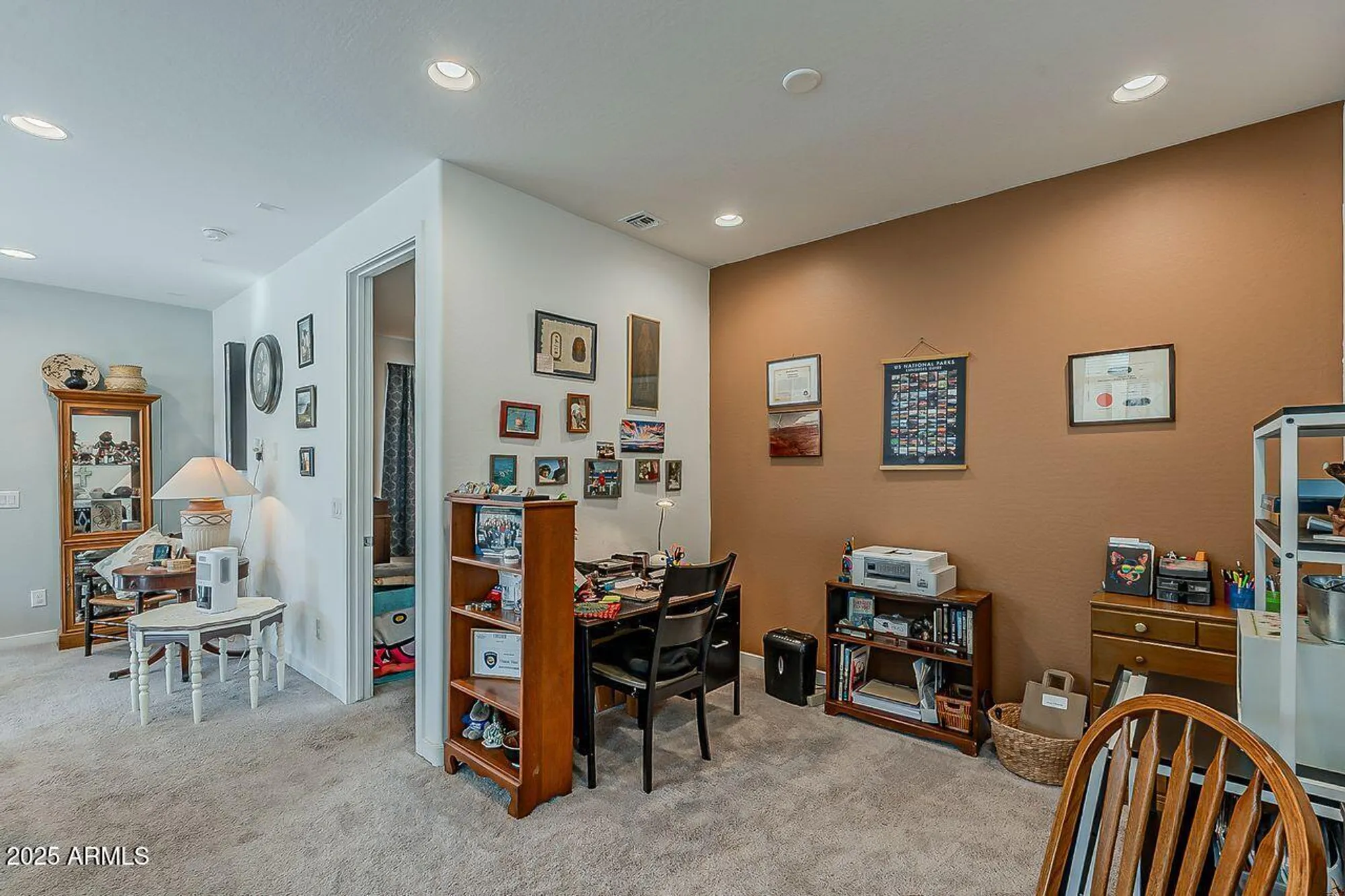 Property Slideshow image 10 of 54 | 17237 w west wind dr, Surprise, AZ, 85387