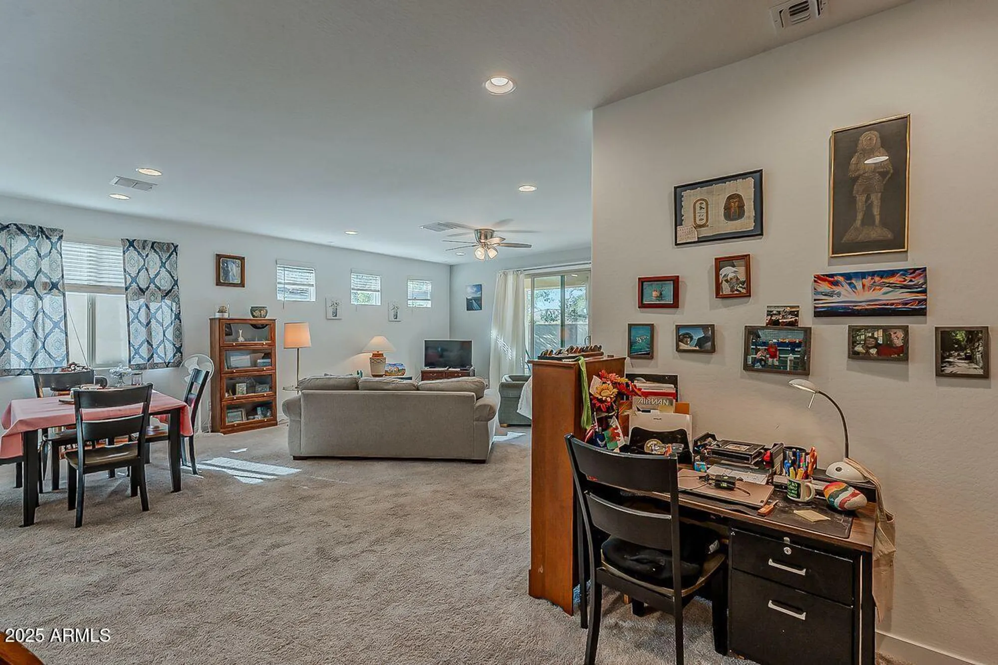 Property Slideshow image 11 of 54 | 17237 w west wind dr, Surprise, AZ, 85387