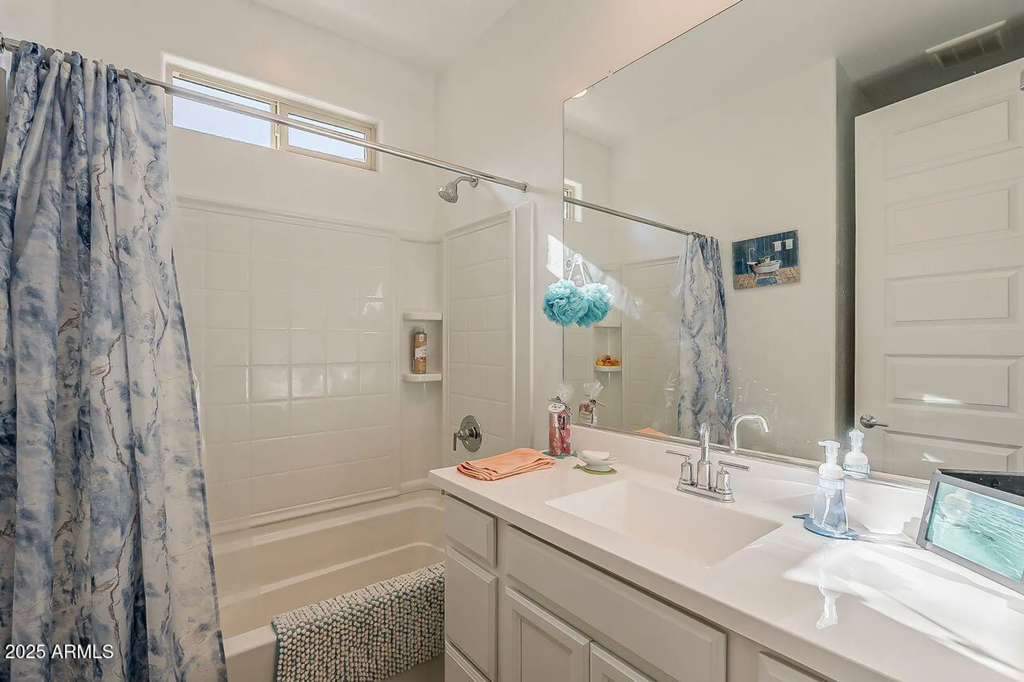 Property Slideshow image 36 of 54 | 17237 w west wind dr, Surprise, AZ, 85387