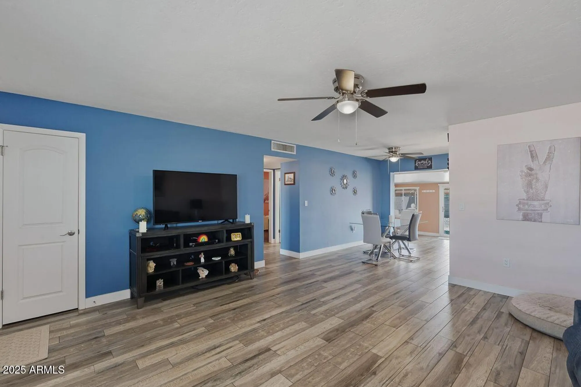 Property Slideshow image 8 of 47 | 10731 w tropicana cir, Sun City, AZ, 85351
