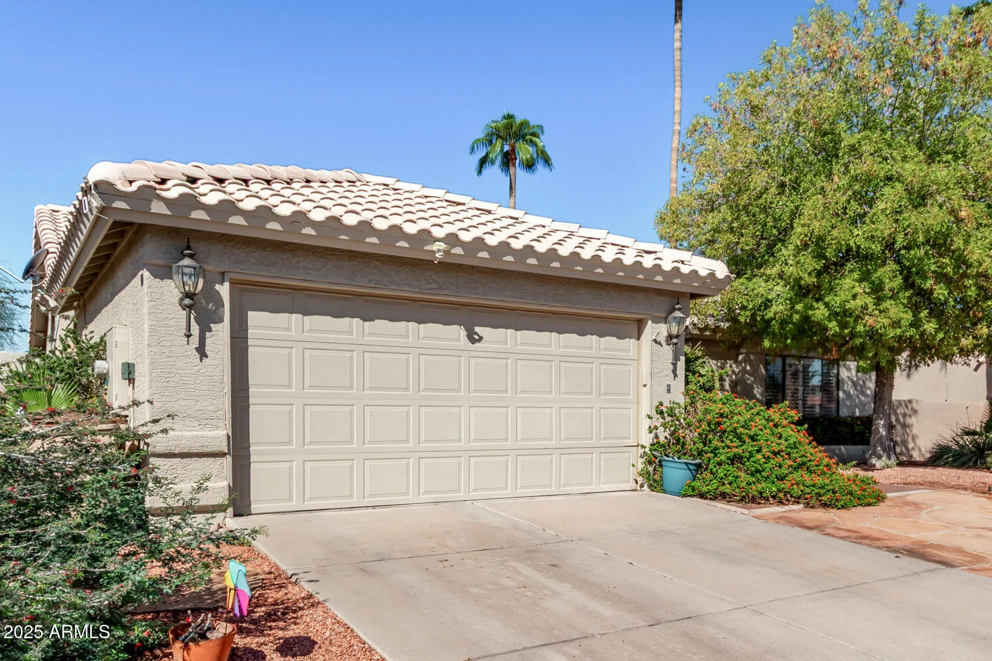 Property Slideshow image 3 of 30 | 26422 s boxwood dr, Sun Lakes, AZ, 85248