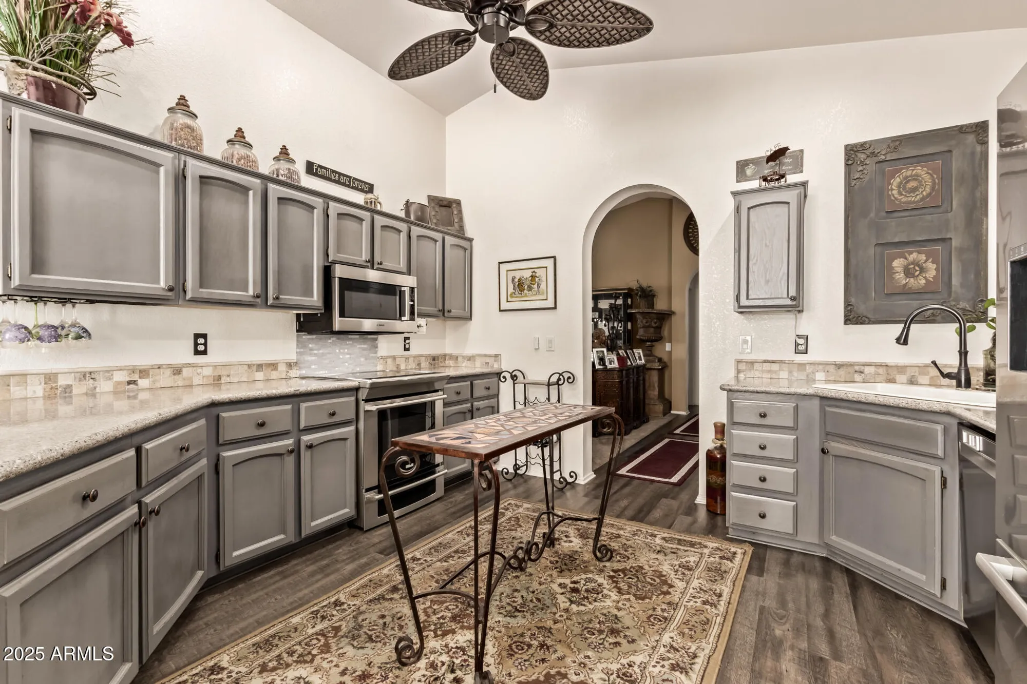Property Slideshow image 18 of 30 | 26422 s boxwood dr, Sun Lakes, AZ, 85248