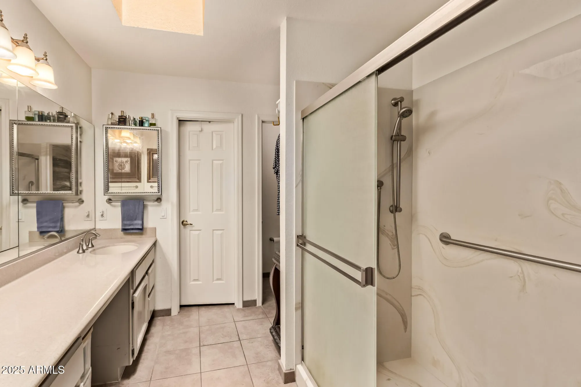 Property Slideshow image 24 of 30 | 26422 s boxwood dr, Sun Lakes, AZ, 85248