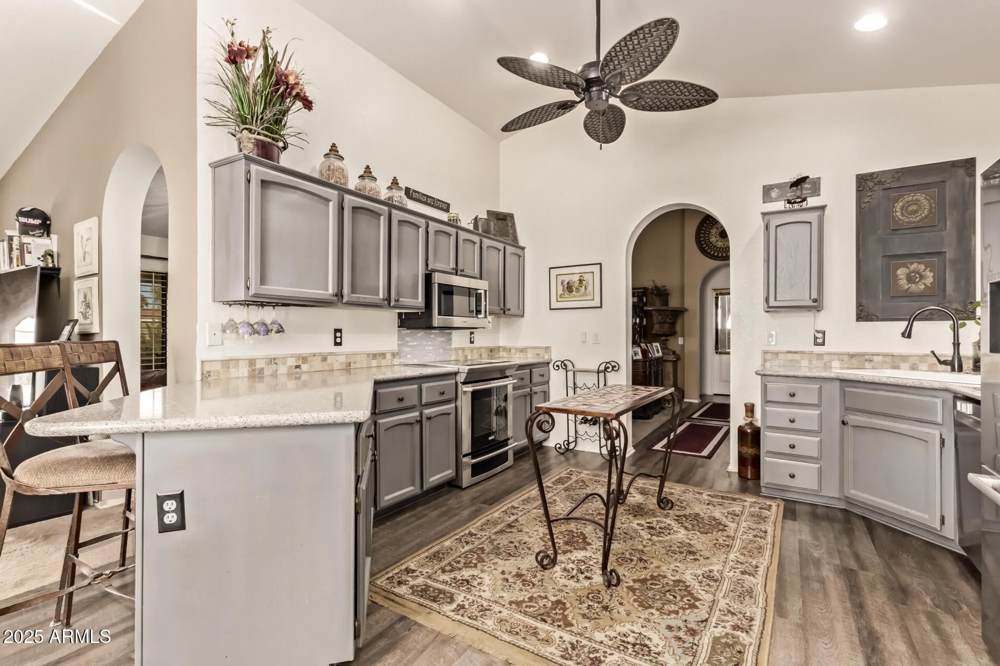 Property Slideshow image 19 of 30 | 26422 s boxwood dr, Sun Lakes, AZ, 85248