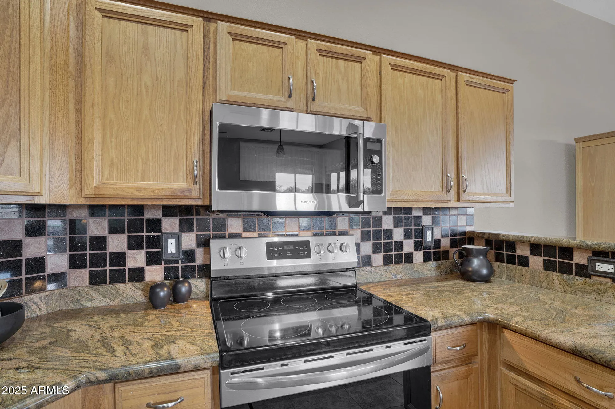 Property Slideshow image 8 of 59 | 4906 s verbena ave, Gilbert, AZ, 85298