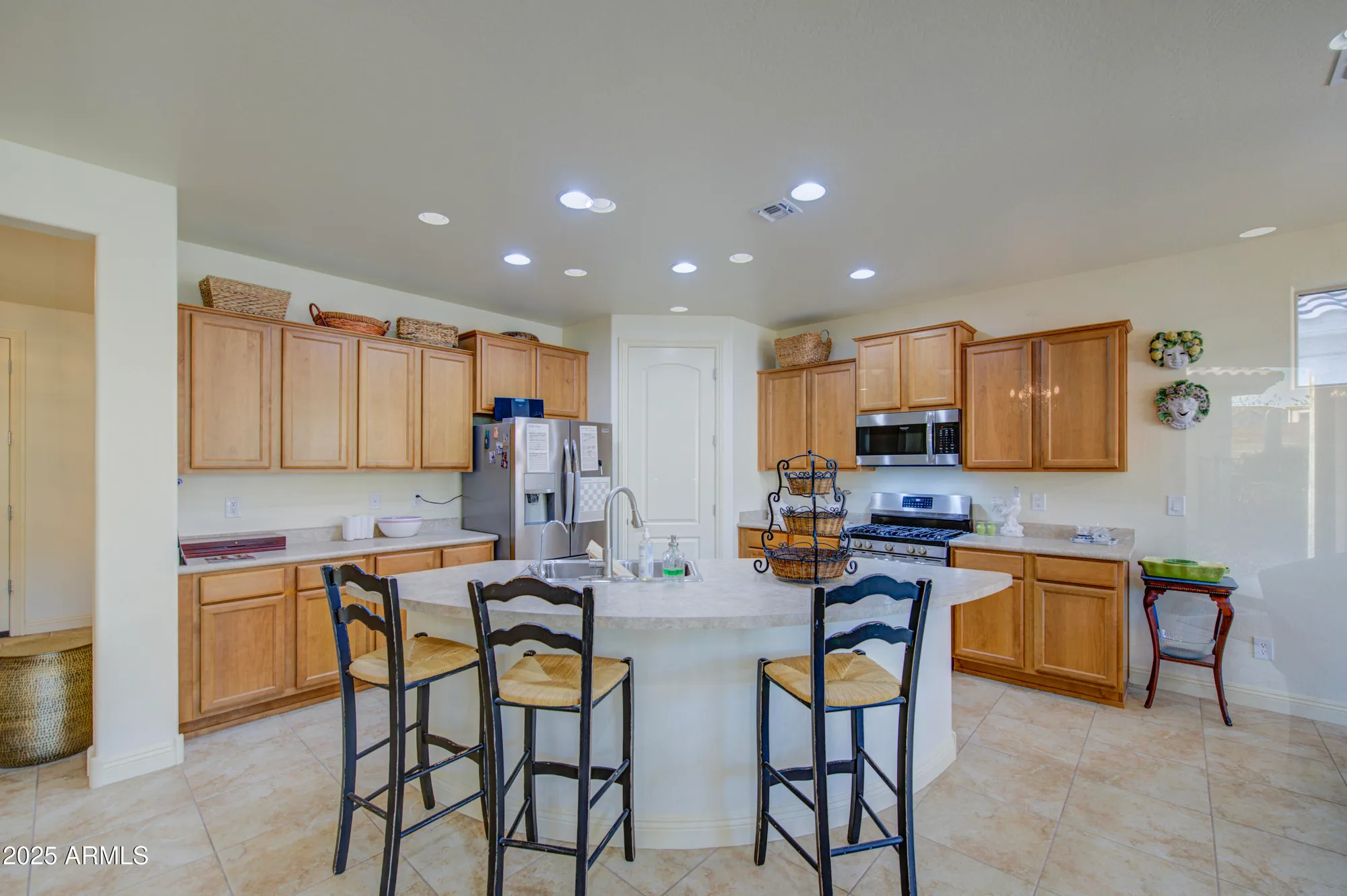 Property Slideshow image 4 of 35 | 7184 w noble prairie way, Florence, AZ, 85132