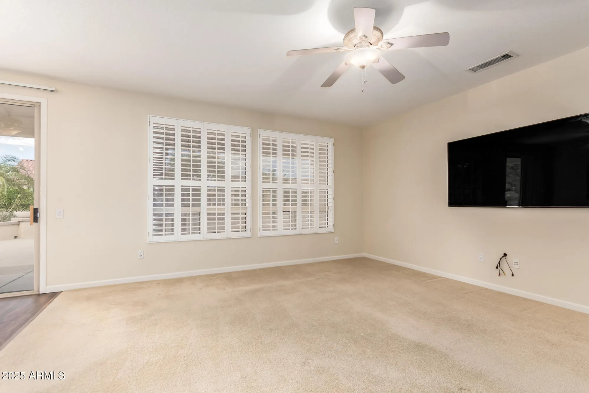 Property Slideshow image 7 of 36 | 15764 w silver breeze dr, Surprise, AZ, 85374