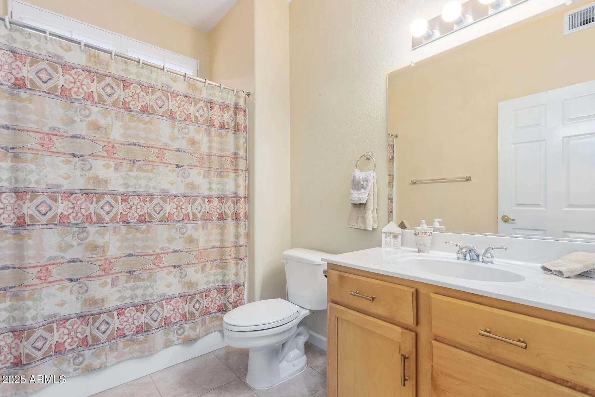 Property Slideshow image 26 of 36 | 15764 w silver breeze dr, Surprise, AZ, 85374