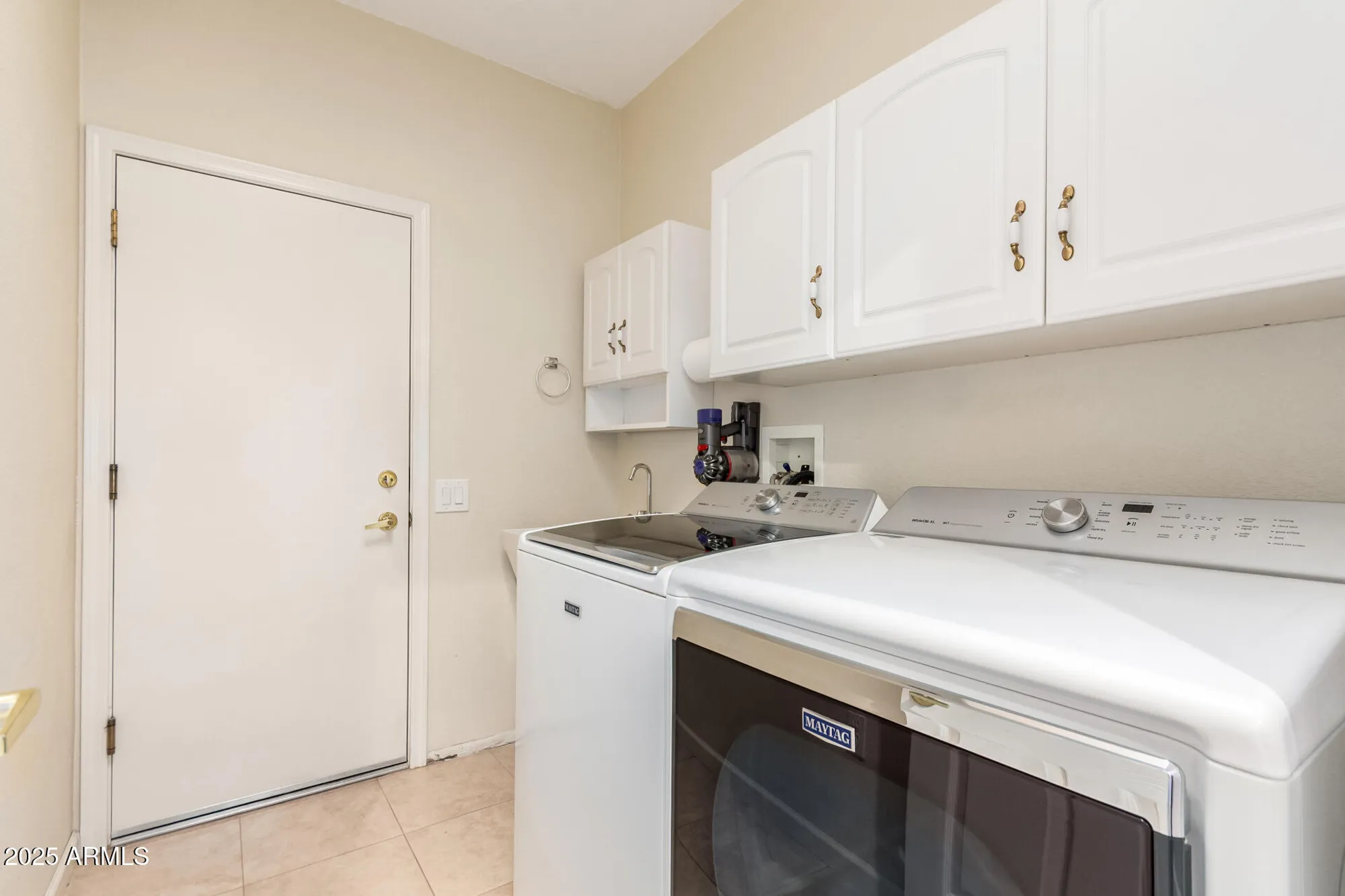 Property Slideshow image 27 of 36 | 15764 w silver breeze dr, Surprise, AZ, 85374