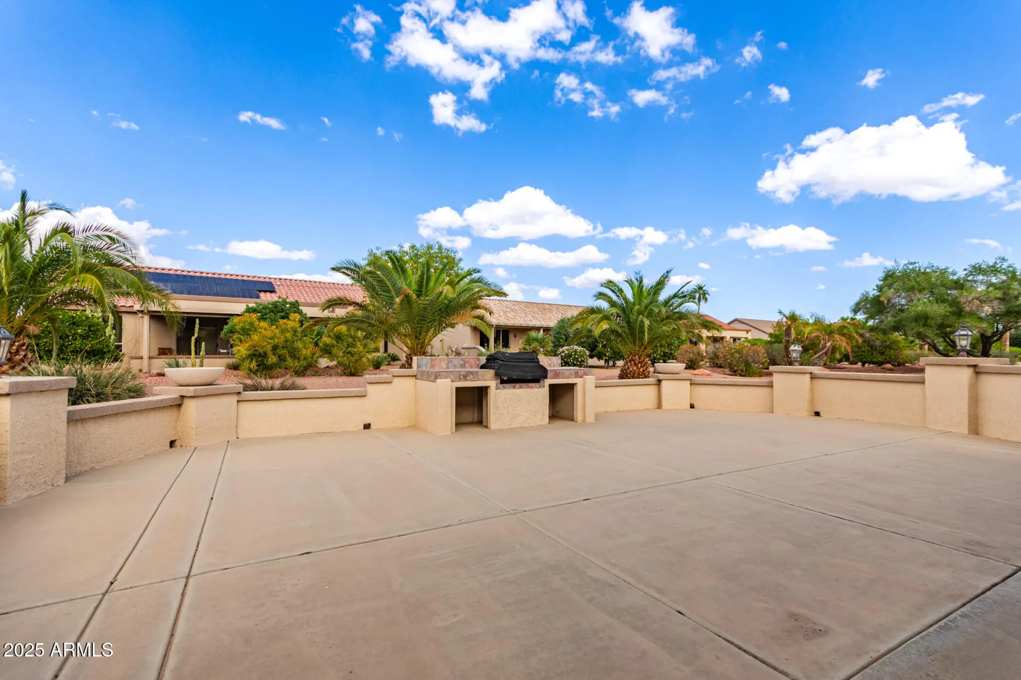 Property Slideshow image 36 of 36 | 15764 w silver breeze dr, Surprise, AZ, 85374
