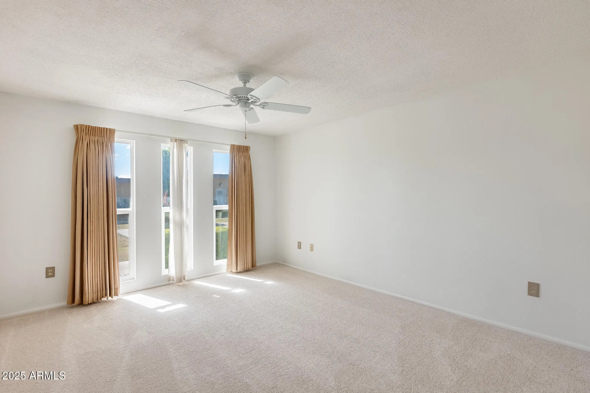 Property Slideshow image 19 of 29 | 13222 n 99th dr, Sun City, AZ, 85351