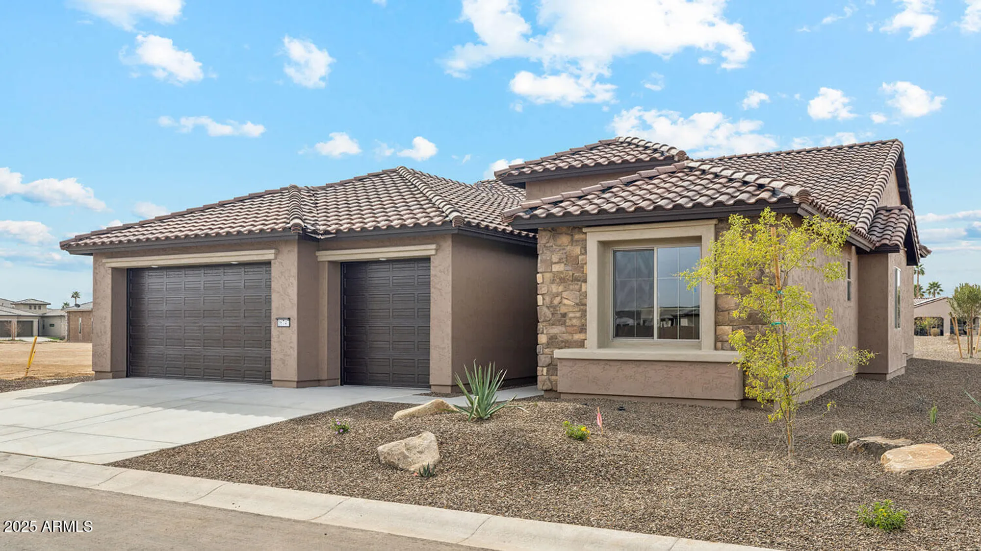 Property Slideshow image 1 of 17 | 16747 w sheila ln, Goodyear, AZ, 85395