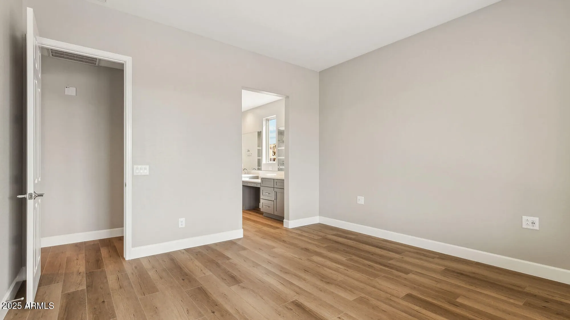 Property Slideshow image 11 of 17 | 16747 w sheila ln, Goodyear, AZ, 85395