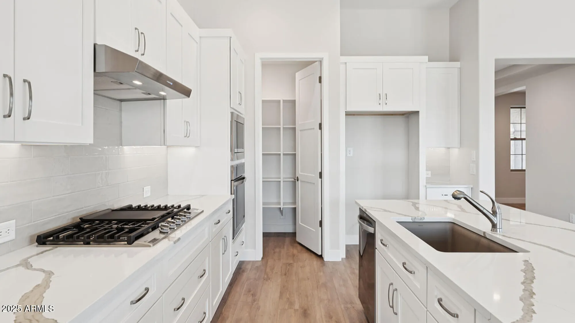 Property Slideshow image 6 of 16 | 16729 w sheila ln, Goodyear, AZ, 85395