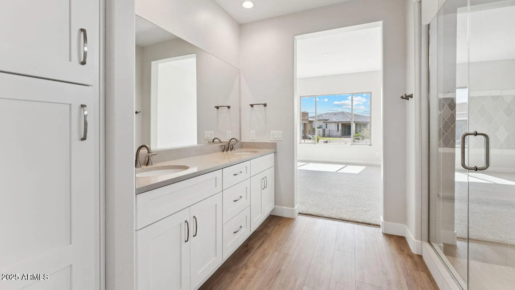 Property Slideshow image 9 of 16 | 16729 w sheila ln, Goodyear, AZ, 85395