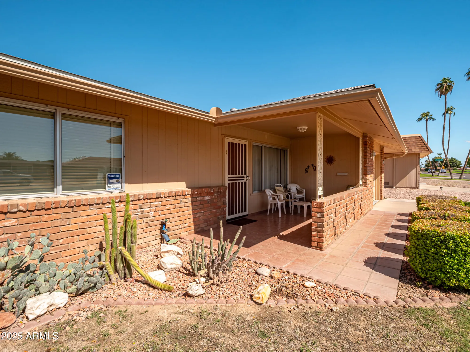 Property Slideshow image 3 of 35 | 9414 w greenway rd, Sun City, AZ, 85351