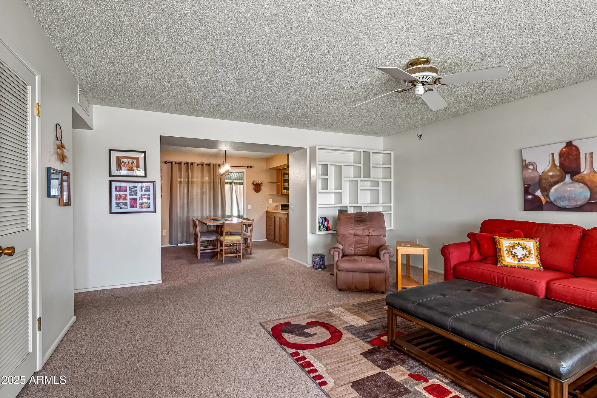 Property Slideshow image 8 of 35 | 9414 w greenway rd, Sun City, AZ, 85351