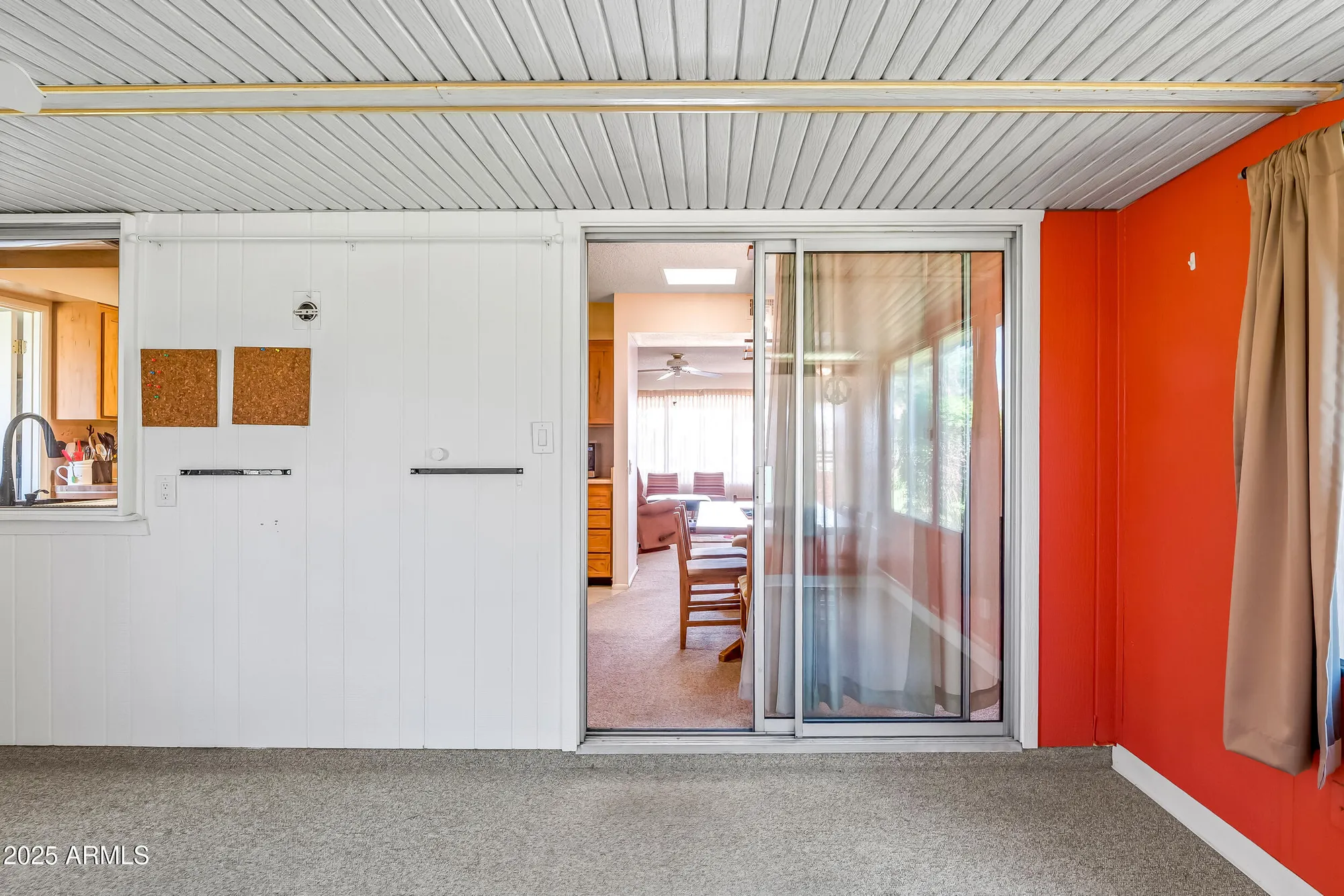 Property Slideshow image 23 of 35 | 9414 w greenway rd, Sun City, AZ, 85351