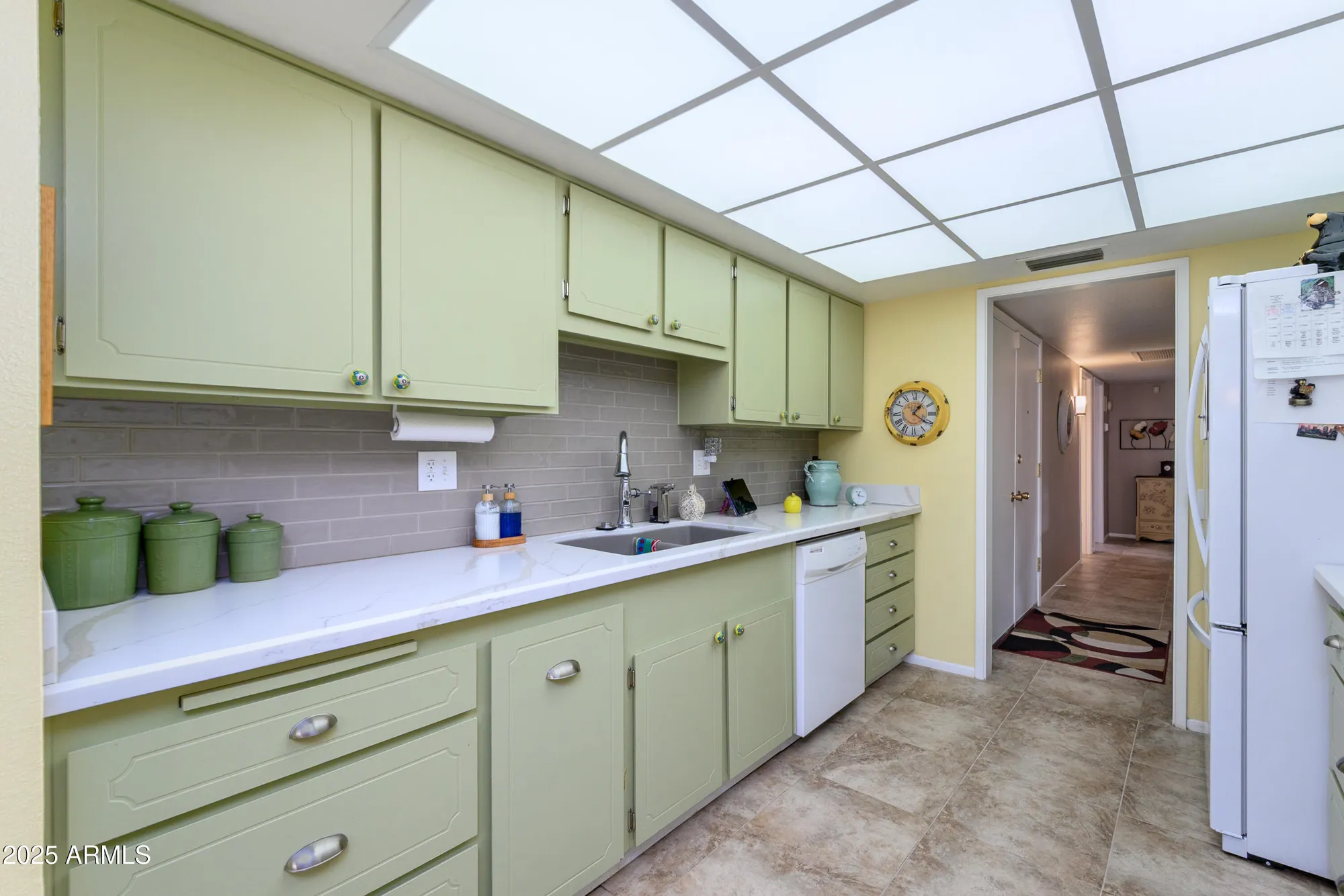 Property Slideshow image 15 of 29 | 12934 w shadow hills dr, Sun City West, AZ, 85375