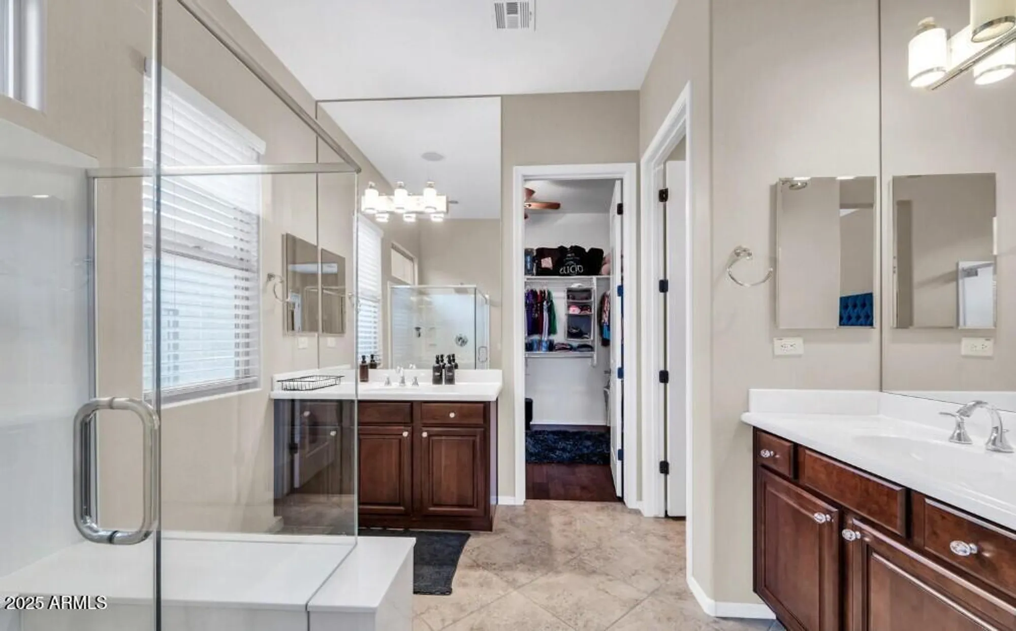 Property Slideshow image 22 of 43 | 12725 w dale ln, Peoria, AZ, 85383