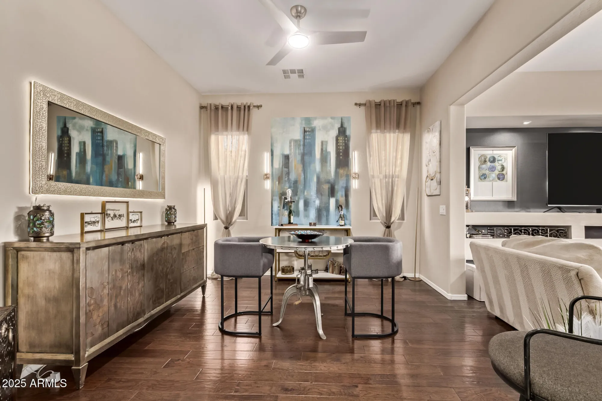 Property Slideshow image 16 of 43 | 12725 w dale ln, Peoria, AZ, 85383