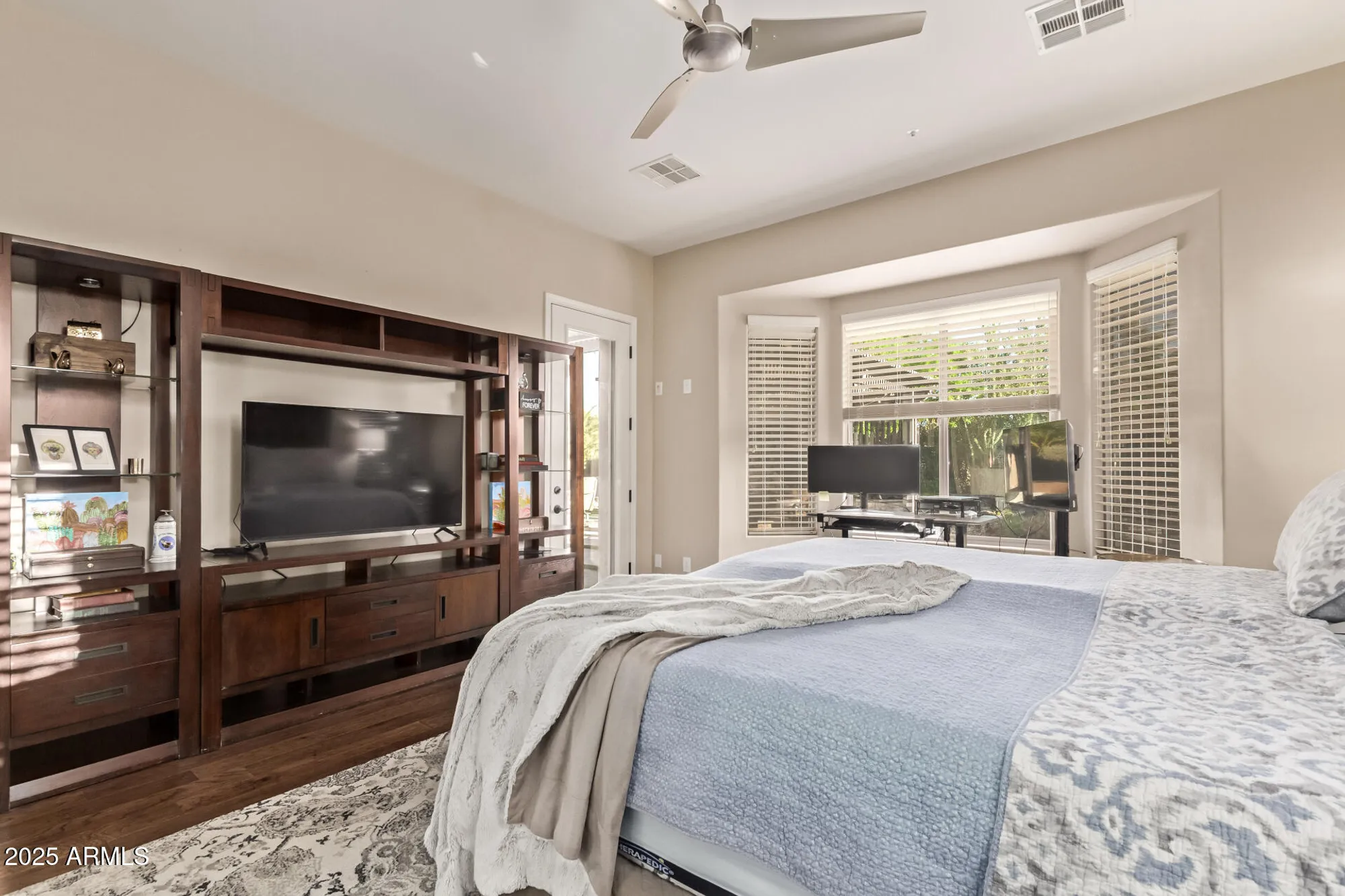 Property Slideshow image 20 of 43 | 12725 w dale ln, Peoria, AZ, 85383