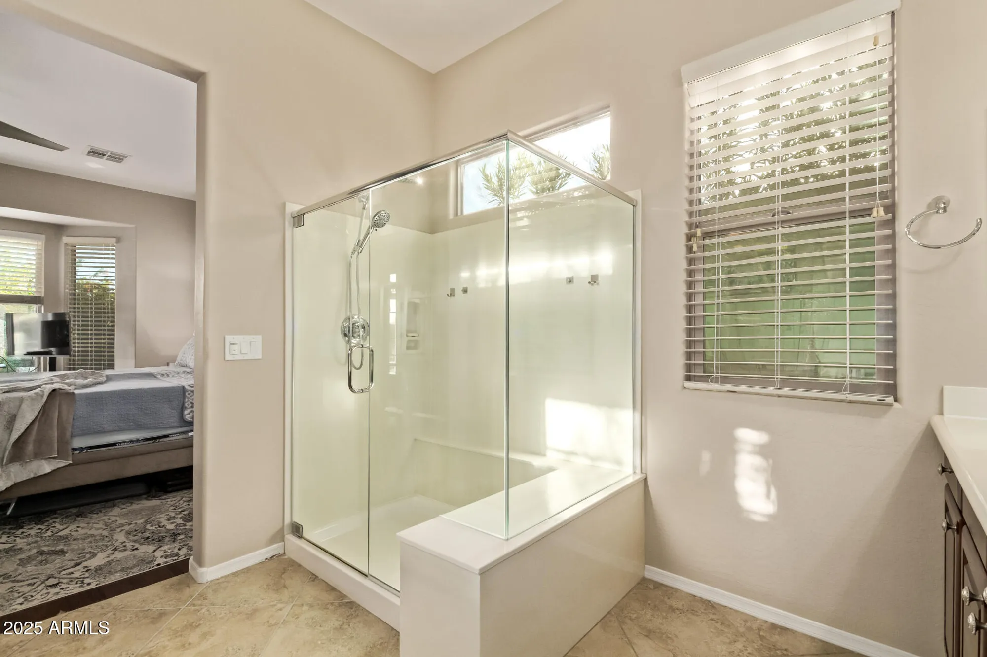Property Slideshow image 23 of 43 | 12725 w dale ln, Peoria, AZ, 85383