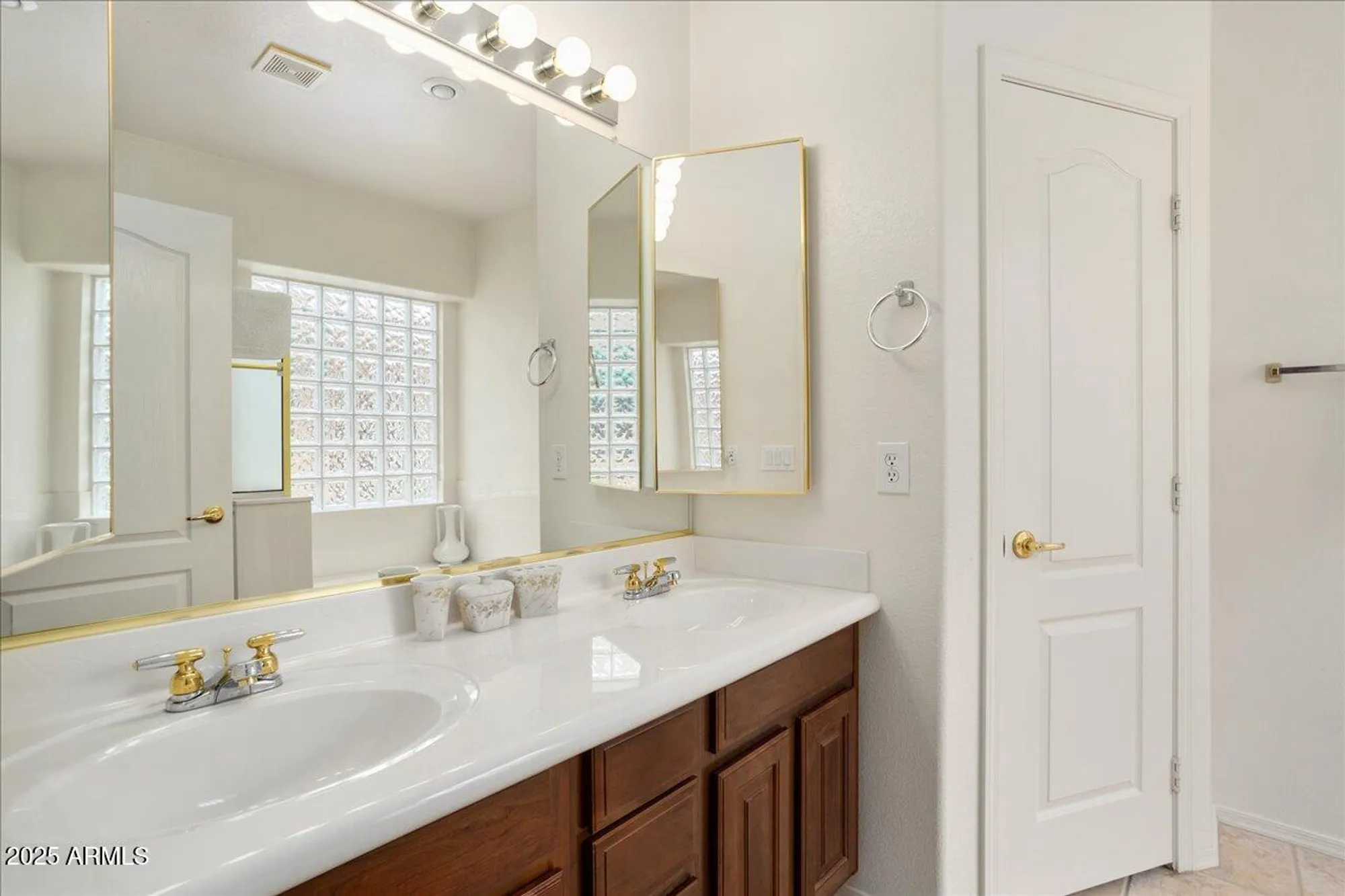 Property Slideshow image 25 of 52 | 17826 n encanto dr, Surprise, AZ, 85374