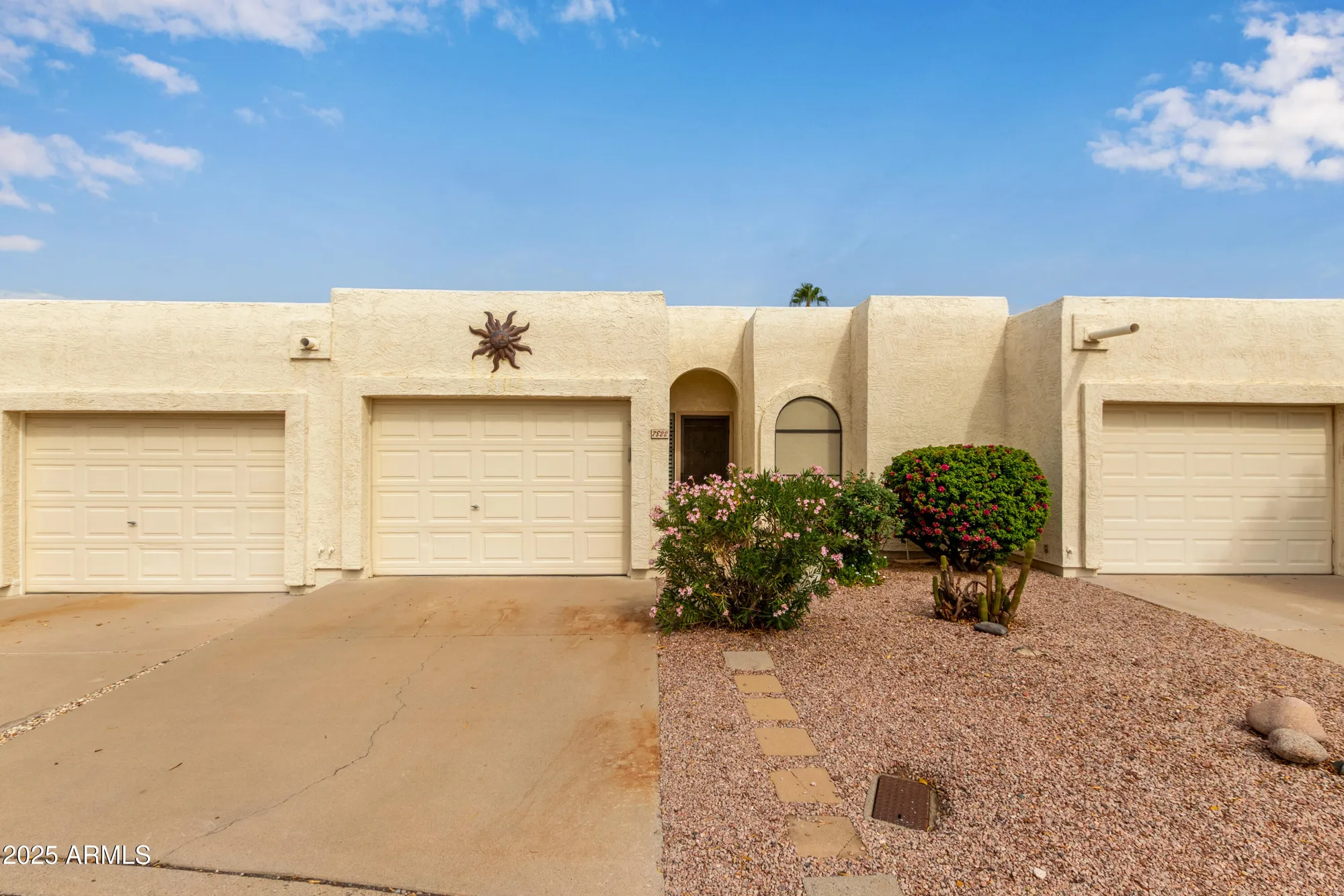 Property Slideshow image 1 of 24 | 7822 e park view dr, Mesa, AZ, 85208