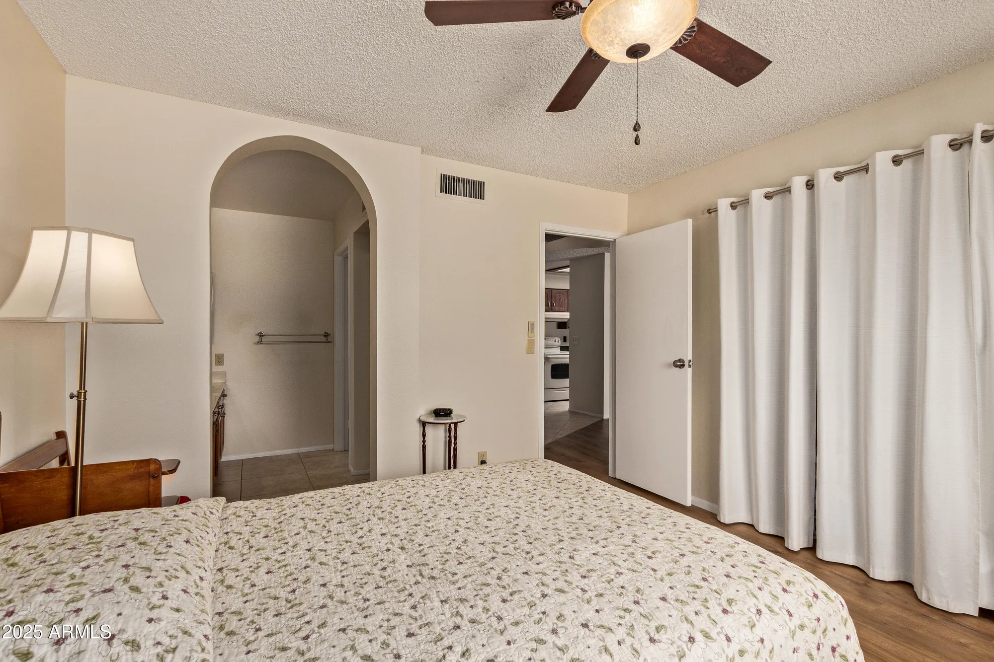 Property Slideshow image 13 of 24 | 7822 e park view dr, Mesa, AZ, 85208