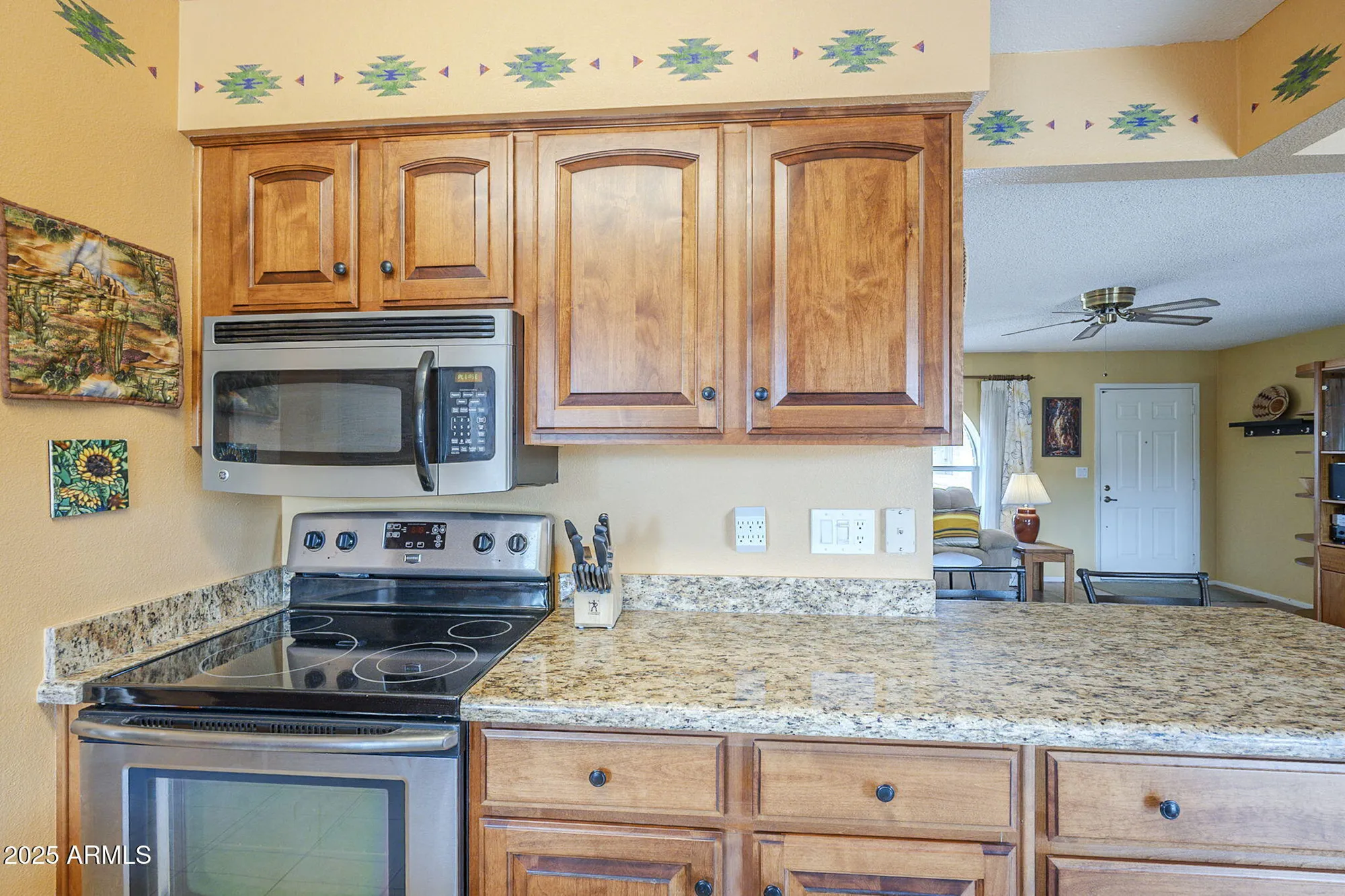 Property Slideshow image 14 of 28 | 8247 e kilarea ave, Mesa, AZ, 85209